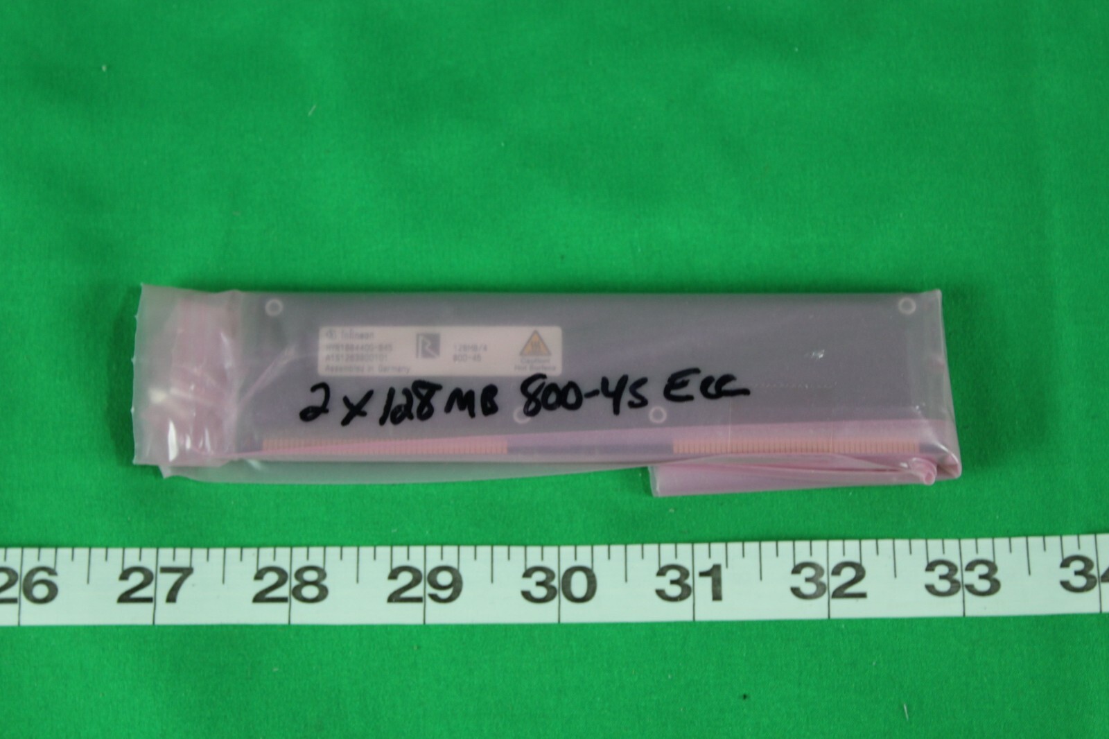 USED INFINEON GERMANY 2 X 128MB PC800-45 NON ECC, 256MB TOTAL, 128MB/4