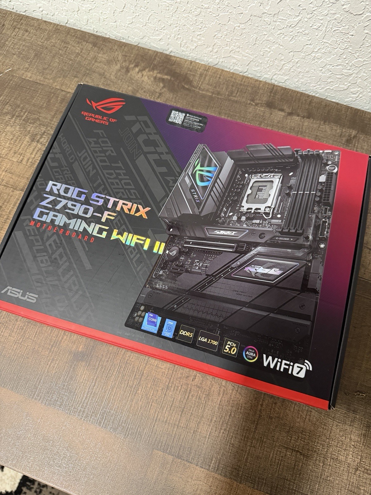 ASUS rot Strix Z790F Gaming WiFi 2 Motherboard (see Description)