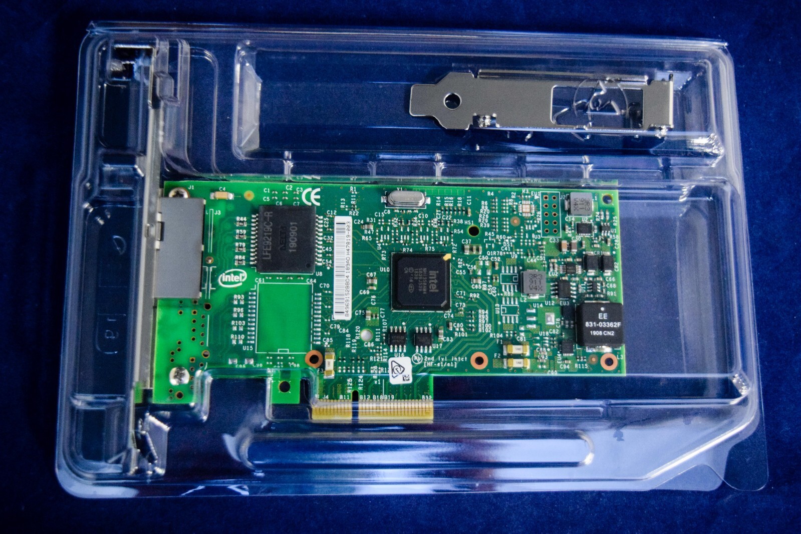 I350-T2V2 Original INTEL PCIEXPRESS x4 2 PORTS ETHERNET SERVER ADAPTER I350T2 V2