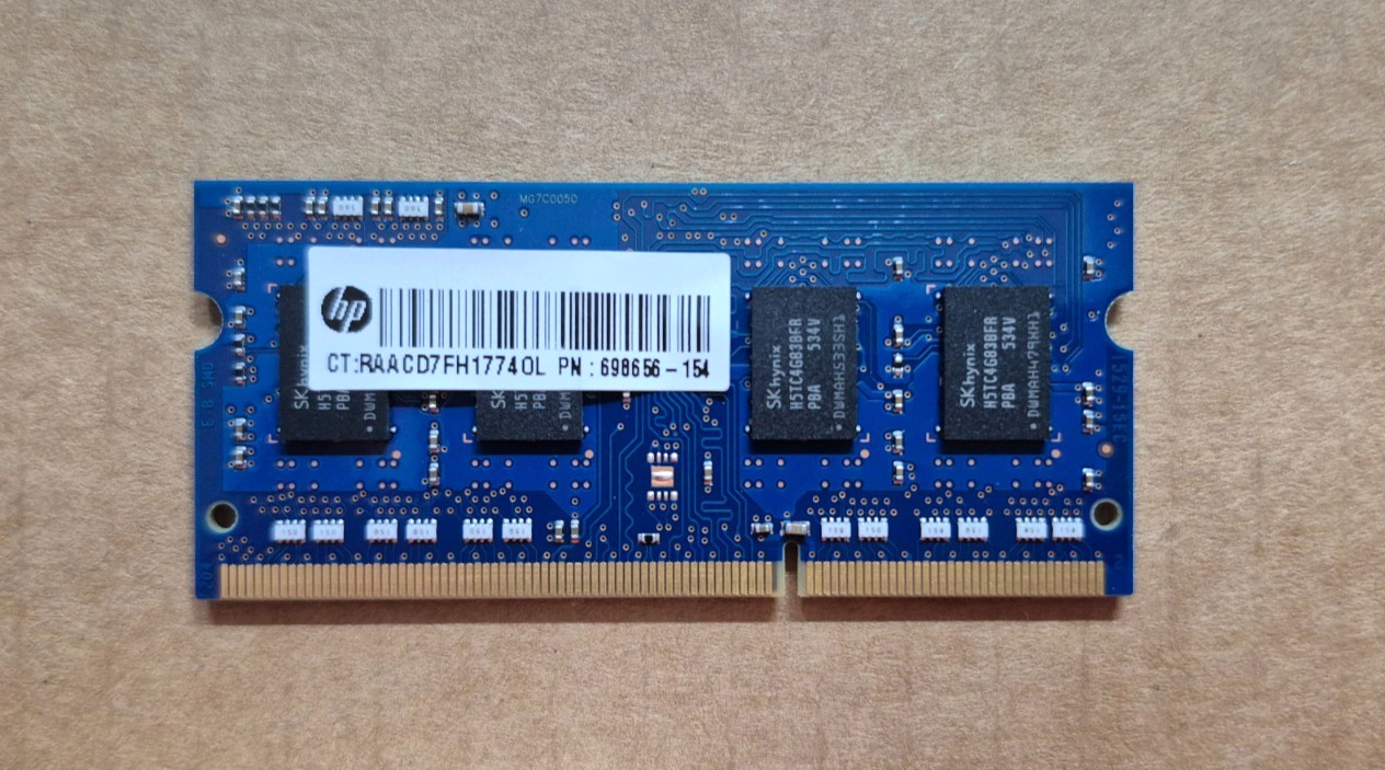 SK Hynix 4GB 1RX8 PC3L-12800S-11-13-B4 Laptop Memory RAM HMT451S6BFR8A-PB