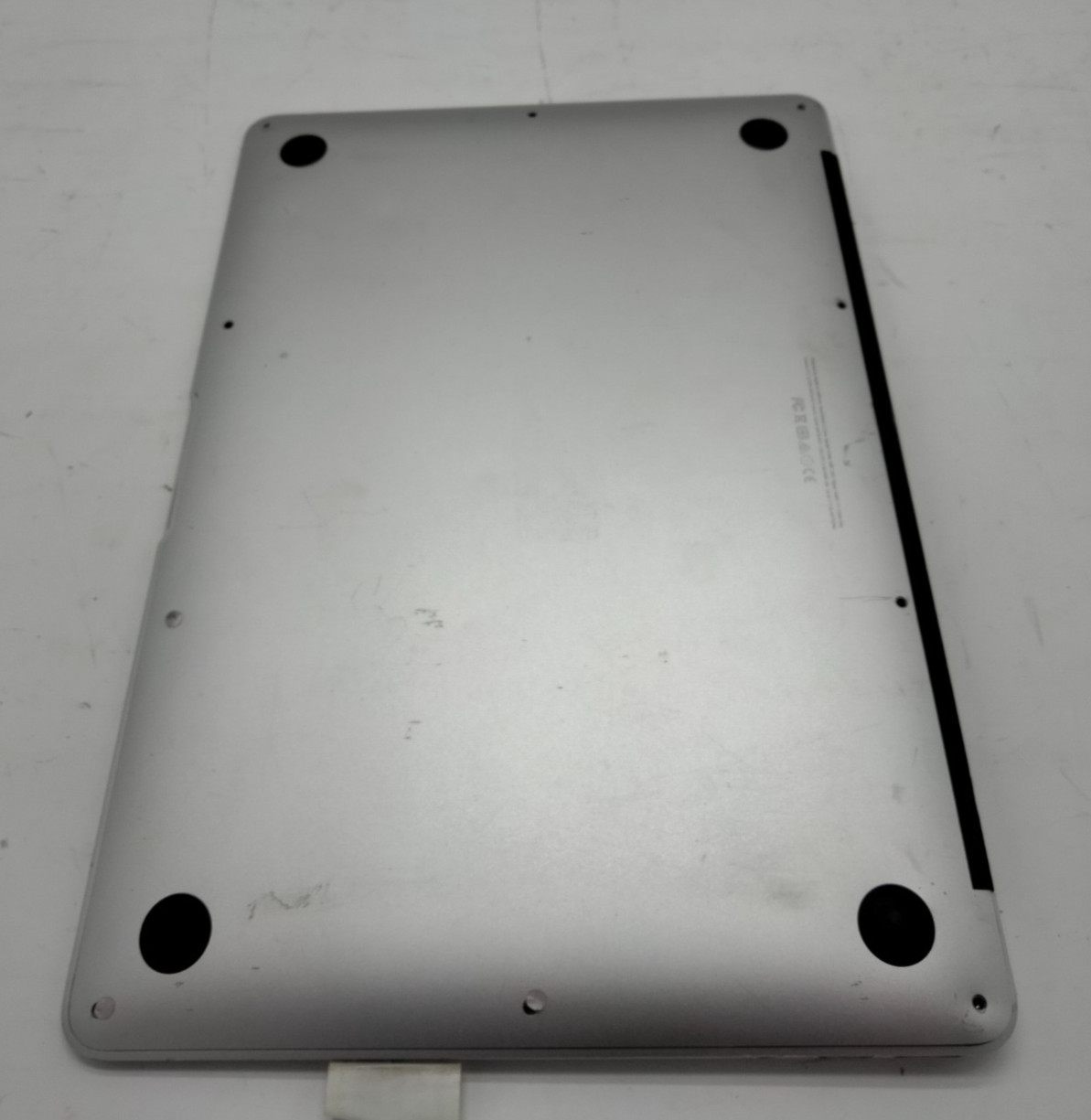 Apple MacBook Air A1466 EMC 3178 LCD Display 13.3″ Screen Display Chassis SILVER