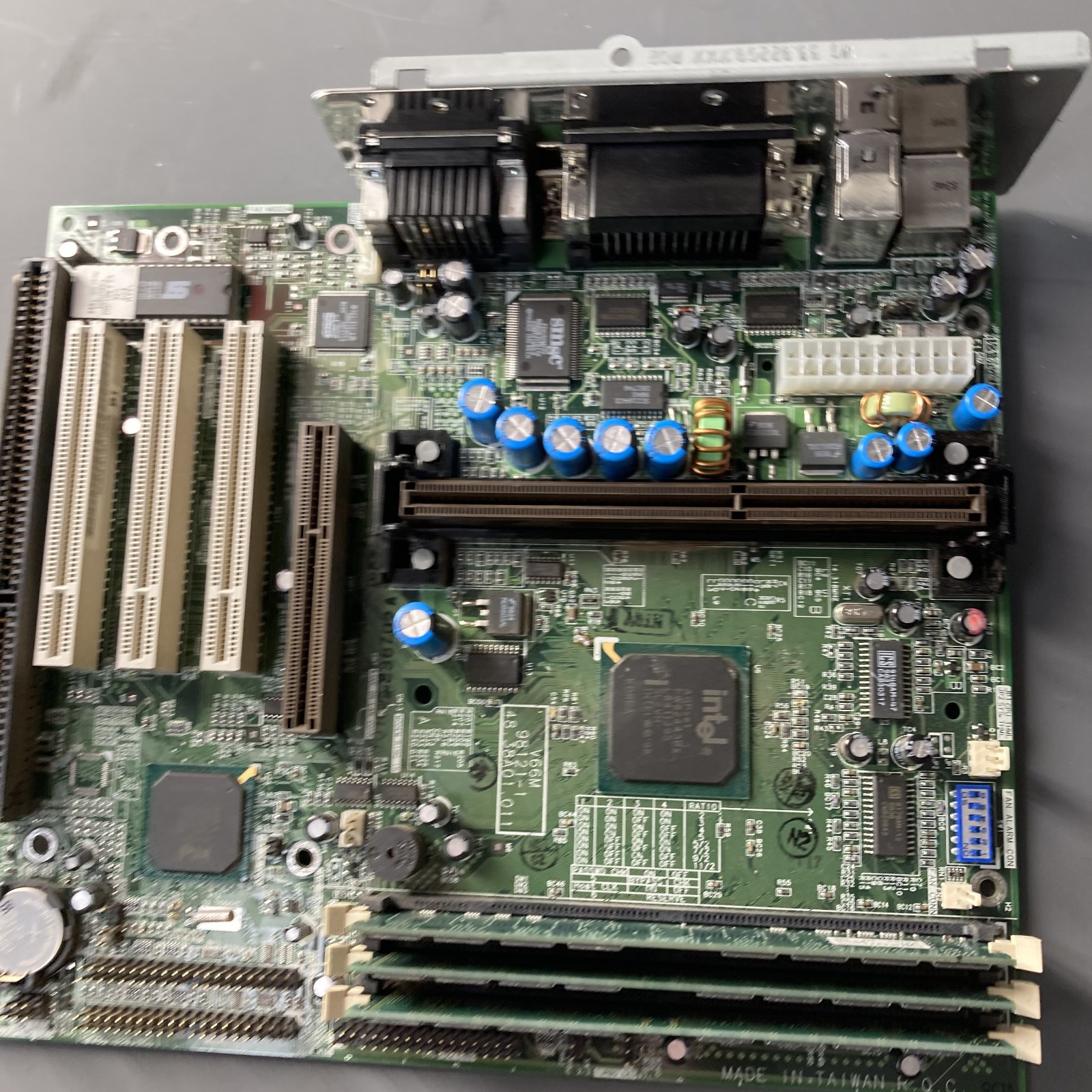 IBM Aptiva 2170 Motherboard 36L9059 320MB RAM Intel Pentium 3 Processor 450 MHz