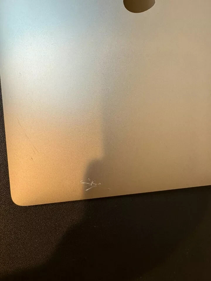 Genuine Apple LCD Screen Assembly 16″ MacBook Pro A2141 2019 Replacement