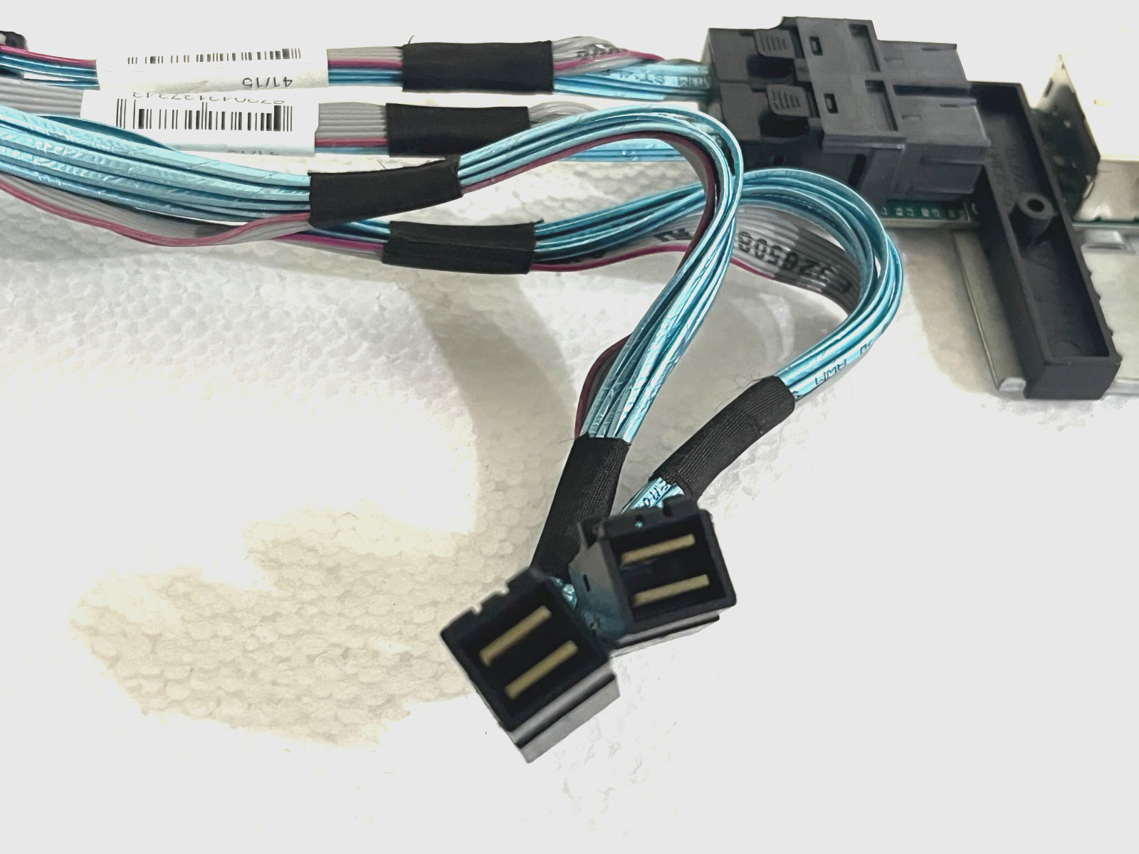 Supermicro AOM-SAS3-8i8e-LP 12Gbps Mini SAS Internal External Adapter w/ Cables