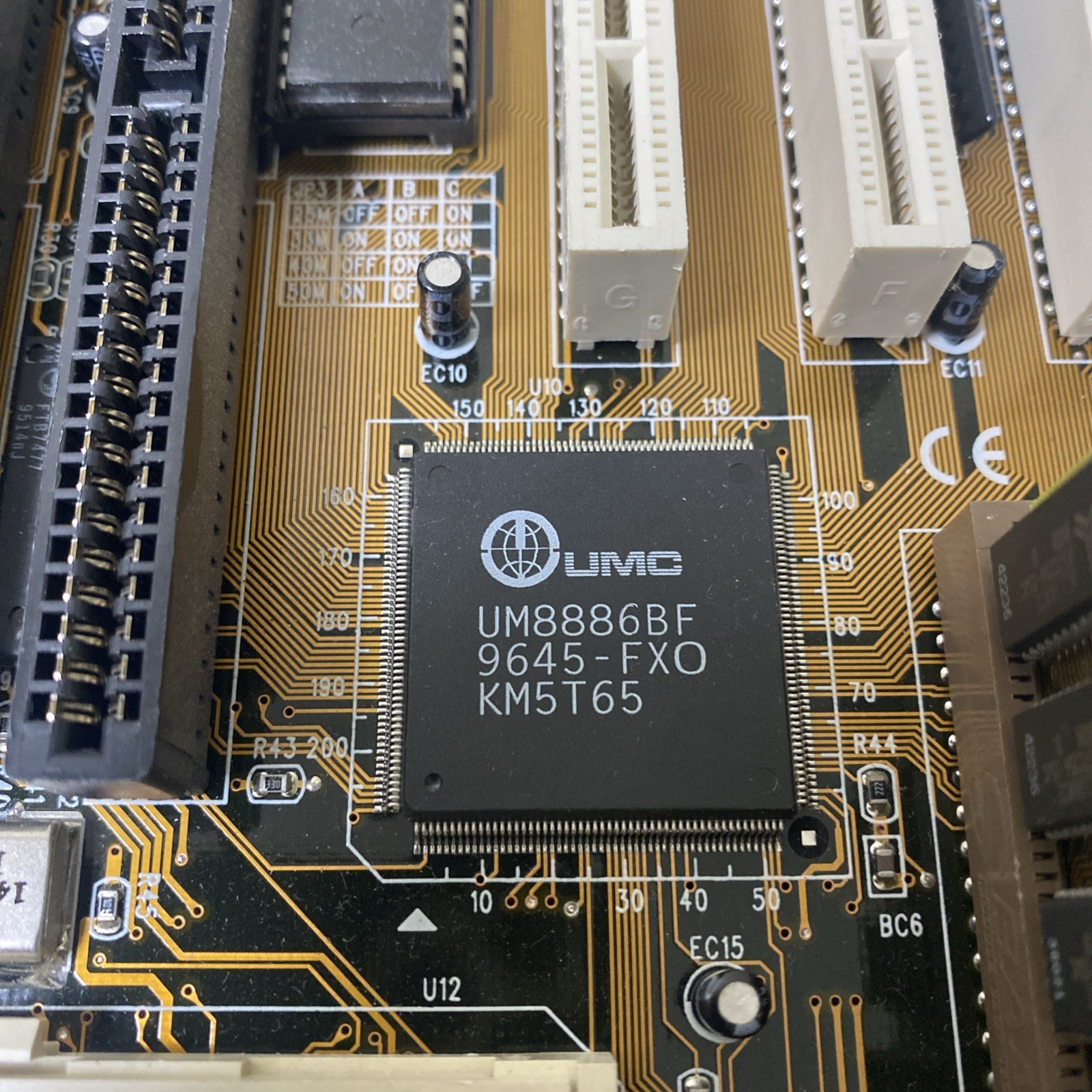 PCChips M919 VER 3.4B/F AT Motherboard Intel DX20 66MHz 64MB RAM