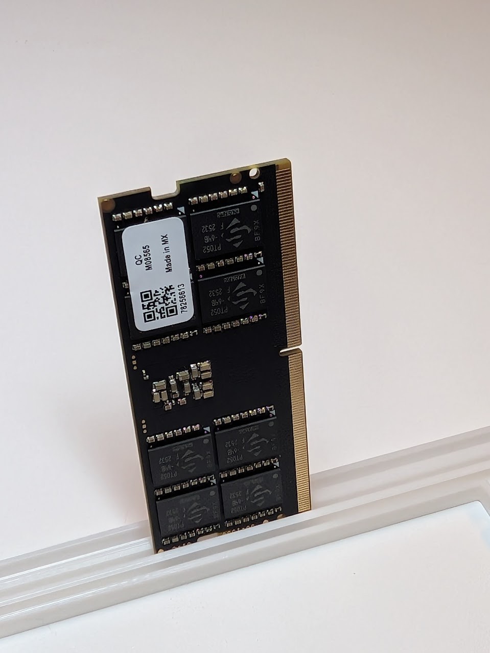 Axiom 32GB 1x32GB DDR5 5600 CL46 SO-DIMM Laptop Memory AX55600S46D/32G