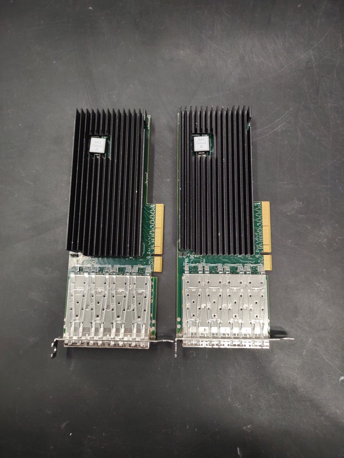Lot of 2 Silicom PE310G4I71LB 25GBe Network Adapter NIC Intel 710-DA4