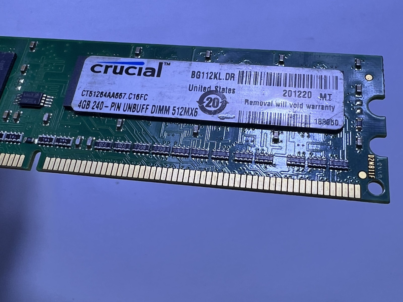 Crucial PC2-5300 4GB (1x4GB) 667MHz PC2-5300 DDR2 SDRAM Memory CT51264AA667.C16F