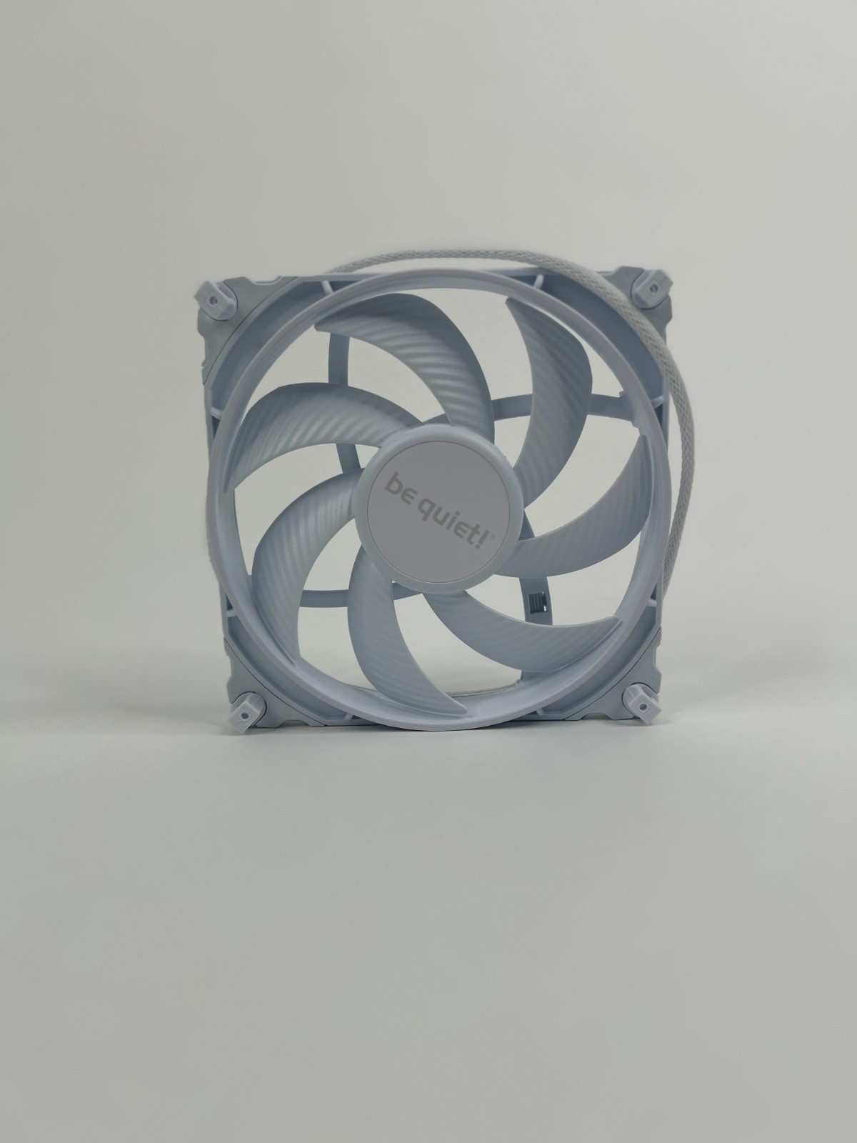 be quiet! SILENT WINGS 4 – 140mm PWM high-speed White