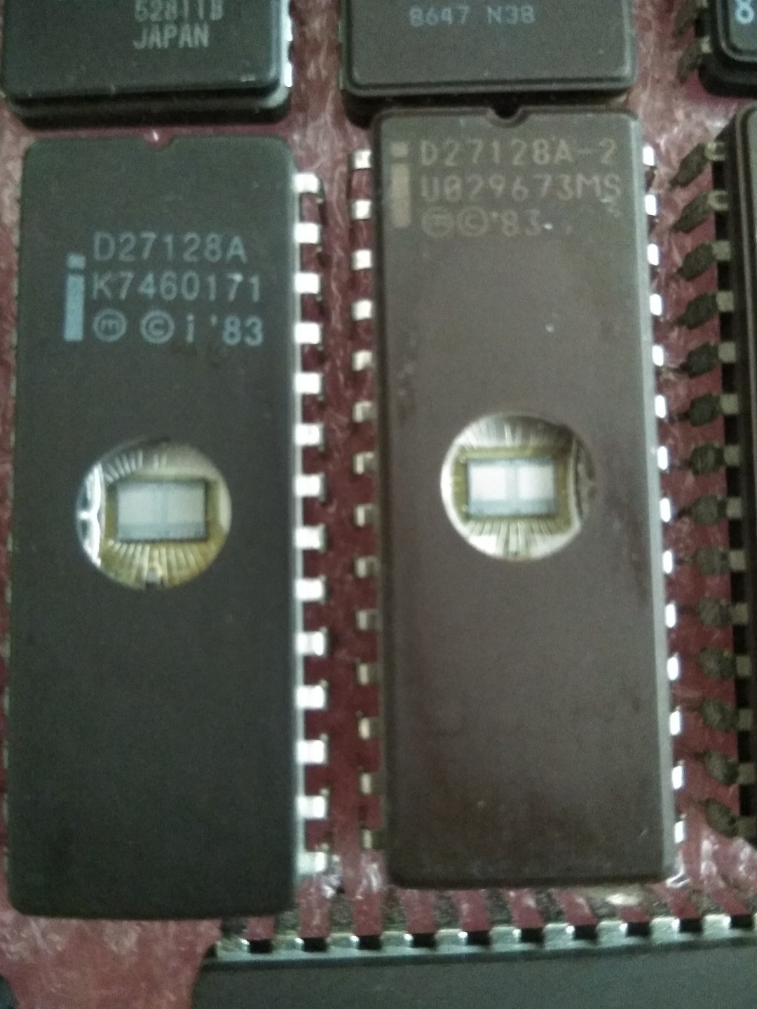 AMD/Intel/ST/Hitachi eprom 128K DIP28 Lot of 4 pcs