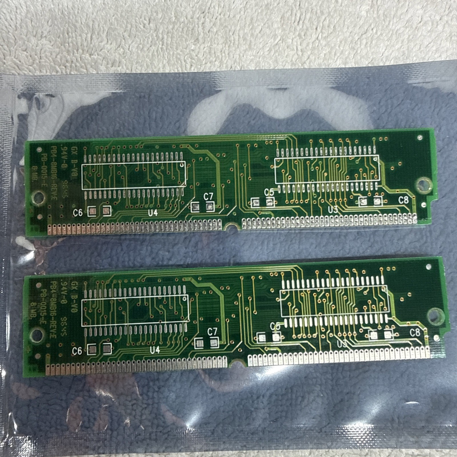 2x 4MB 72-Pin EDO SIMM RAM Packard Bell PB4-8MB16-REV:E (8MB Total)