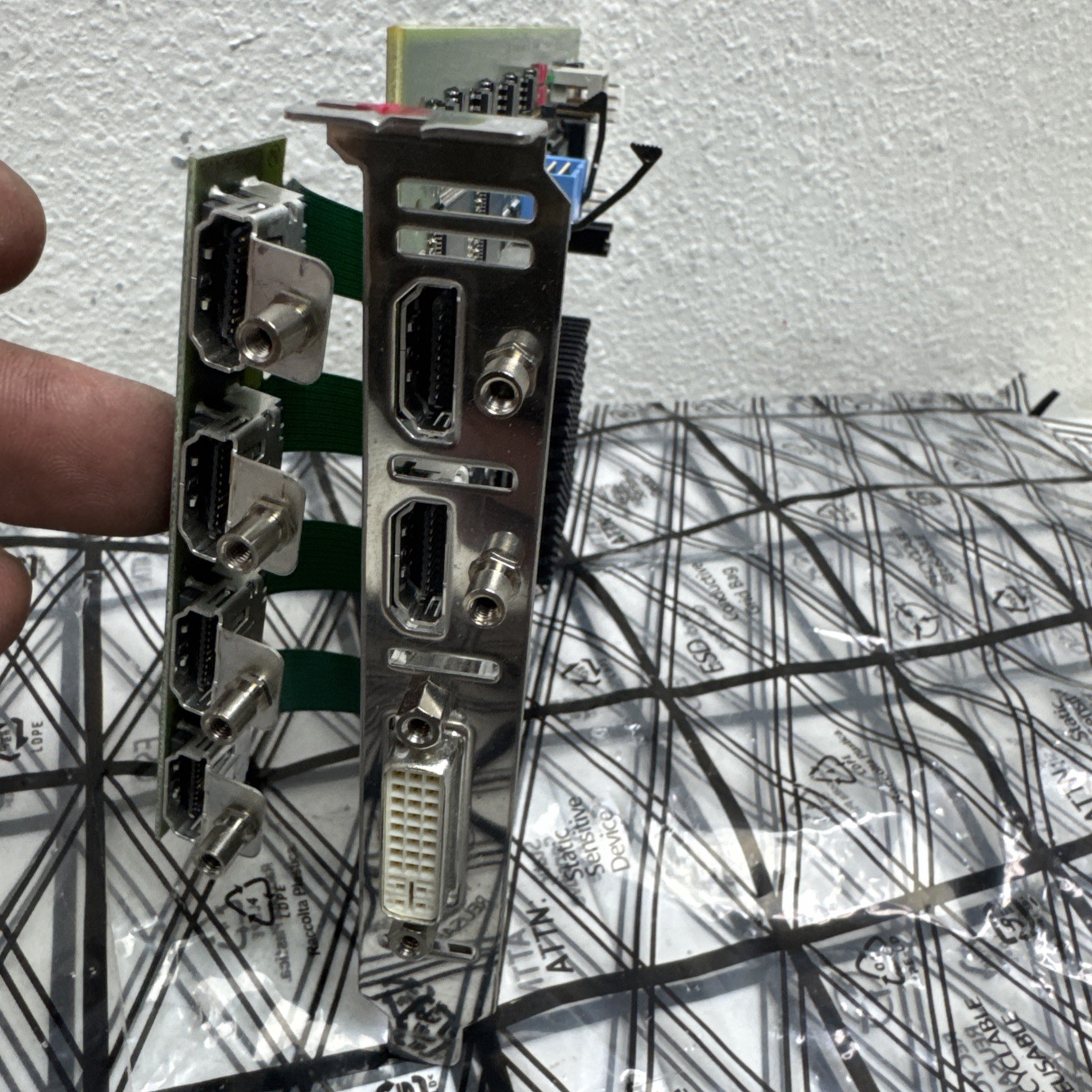 LXCO Technologies AG-Germany MDI -2-A 9Ch MDI-3A-9Ch 001G HDMI PORTS CARD