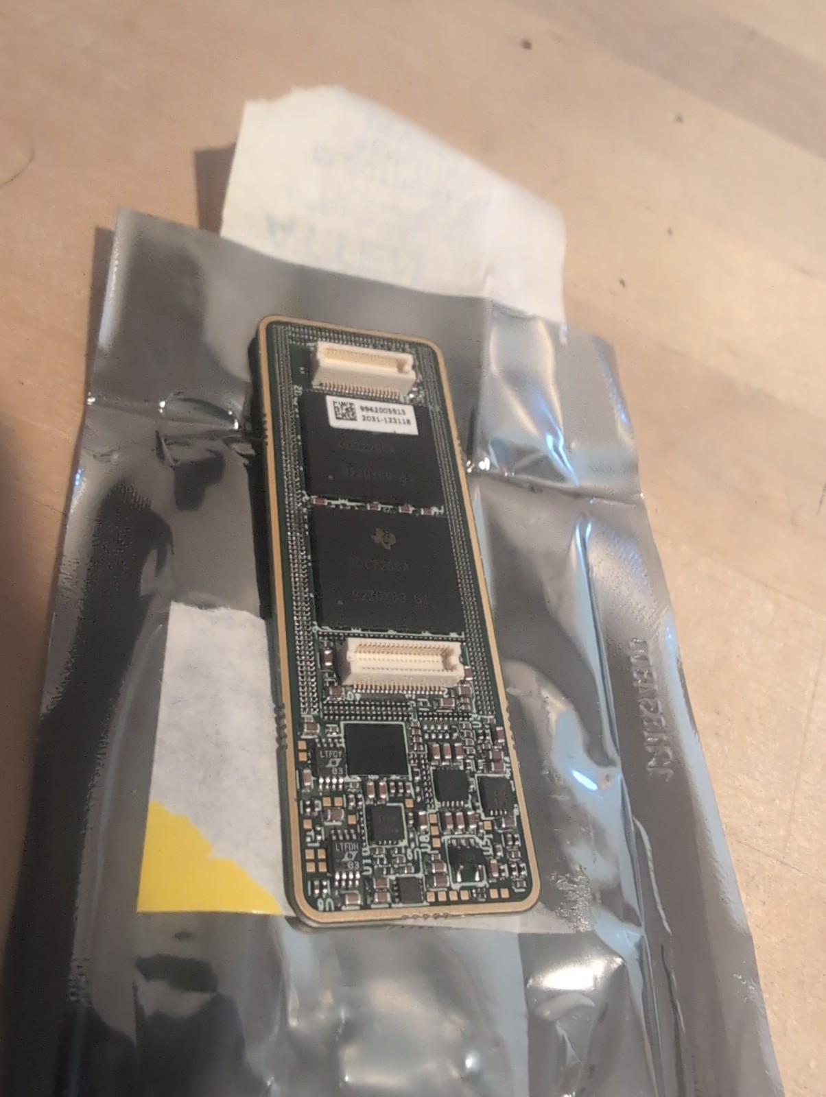 Robotik AI acceleration module M.2 2280 W/TI chips XTS Module