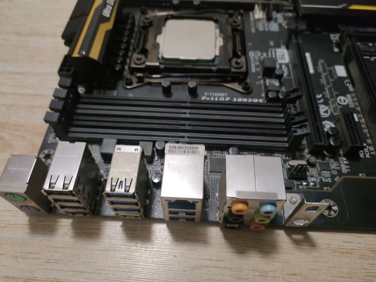 FOR GIGABYTE GA-X99-UD4 DDR4*8 LGA 2011-V3 128GB ATX Motherboard Test OK