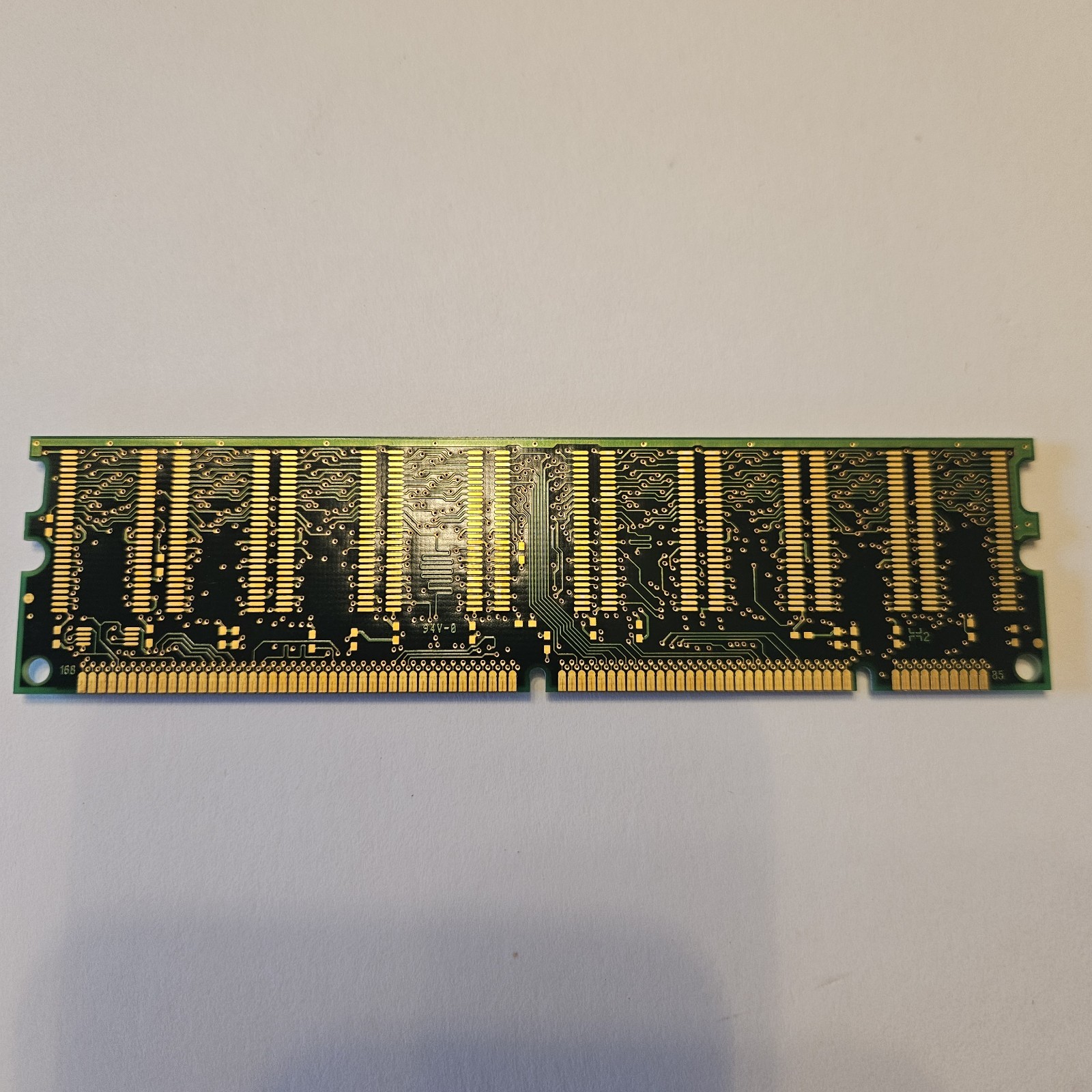Infineon 128MB PC100 SDRAM 168-Pin DIMM 100MHz CL3 Desktop Memory RAM Module