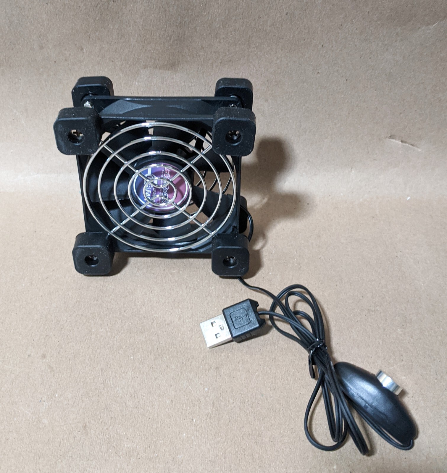 Evercool 80mm USB Powered 2-Speed 5V Wireless Router, NUC, & AMP Cooling Fan