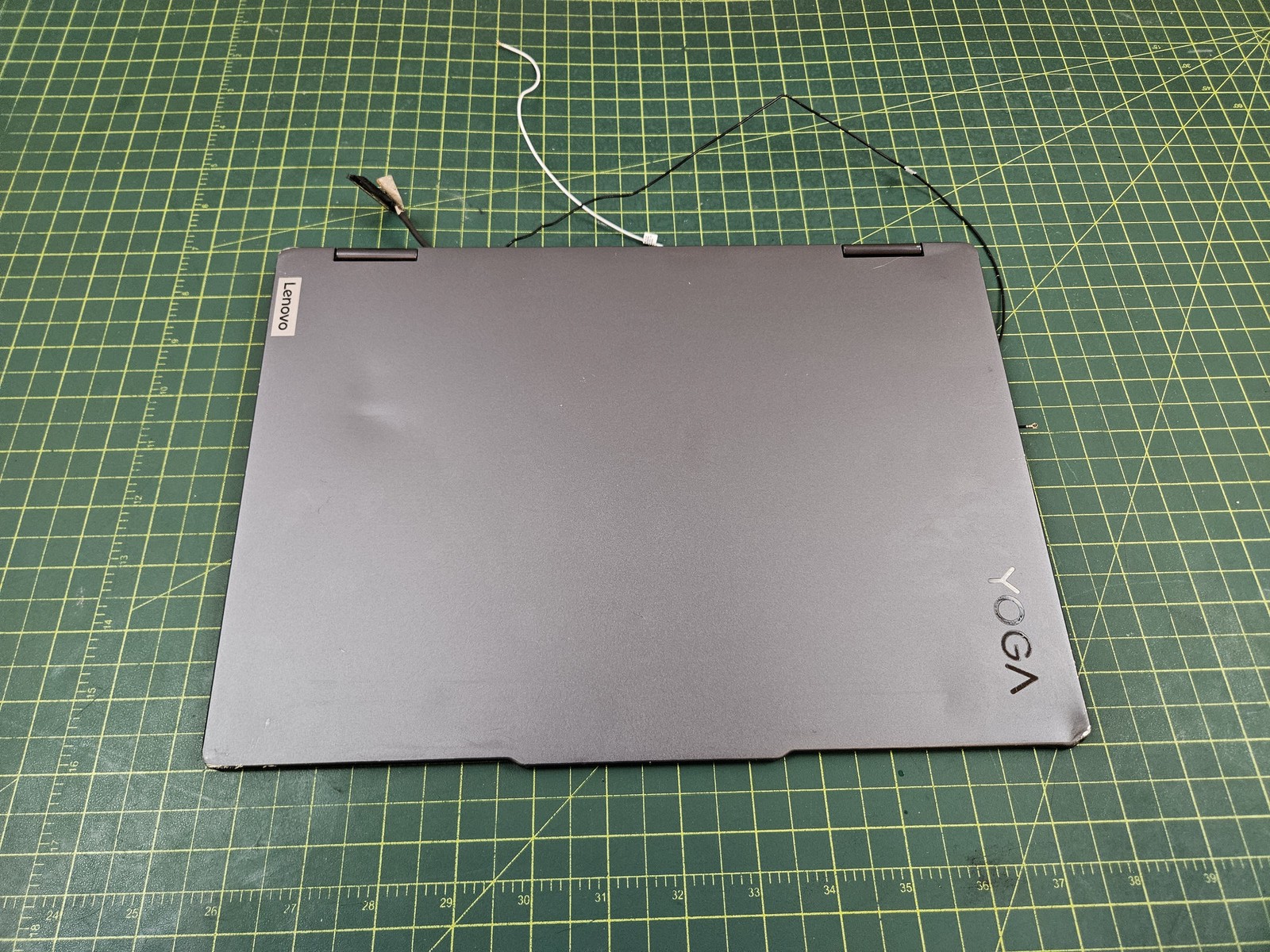 Lenovo Yoga 7 2-in-1 14IML9 14″ FHD Touch LCD Screen Complete Assembly #e262