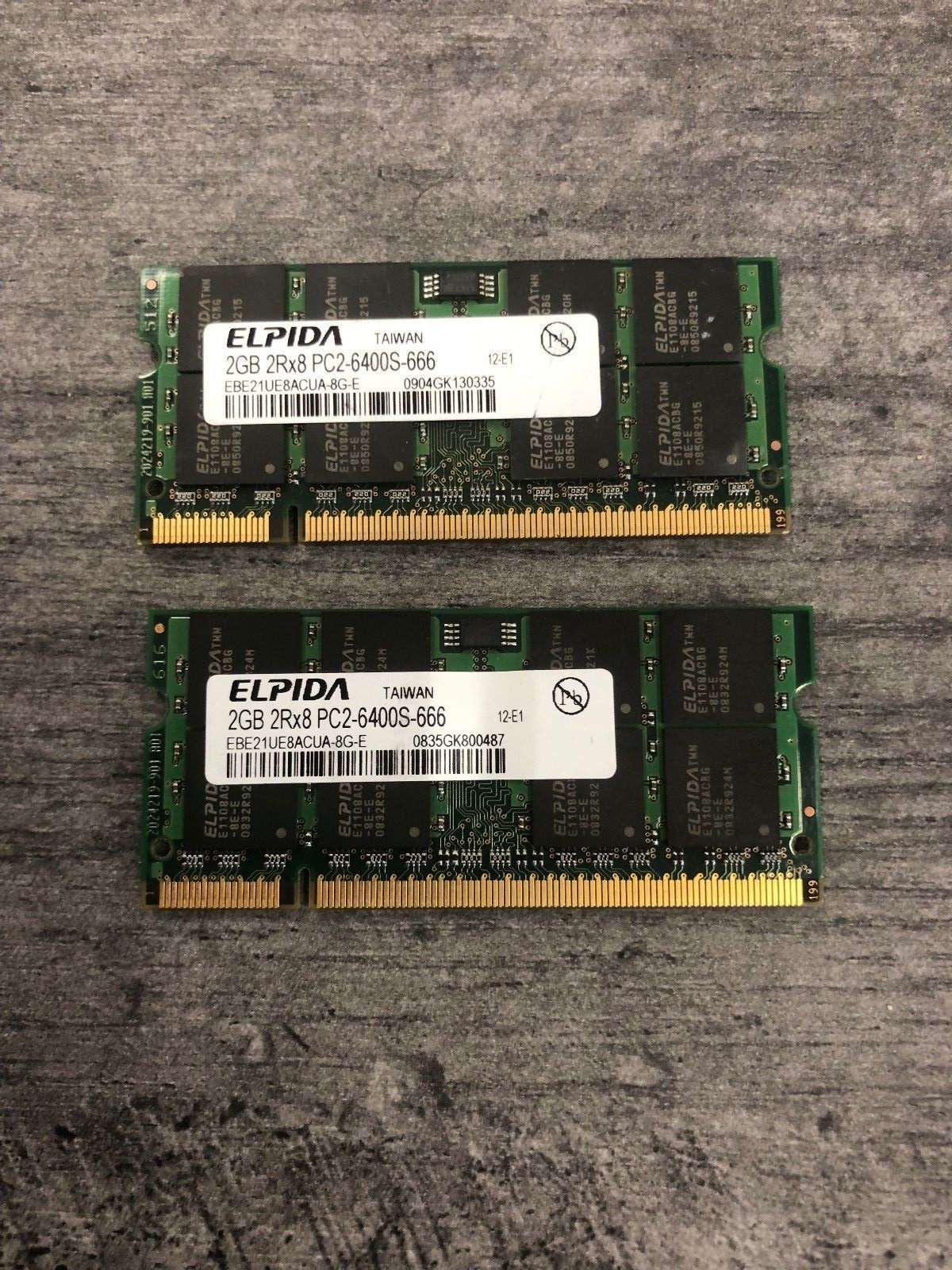 4GB (2x2GB) PC2-5300s DDR2-667MHz Laptop Memory SODIMM Intel 200pin US