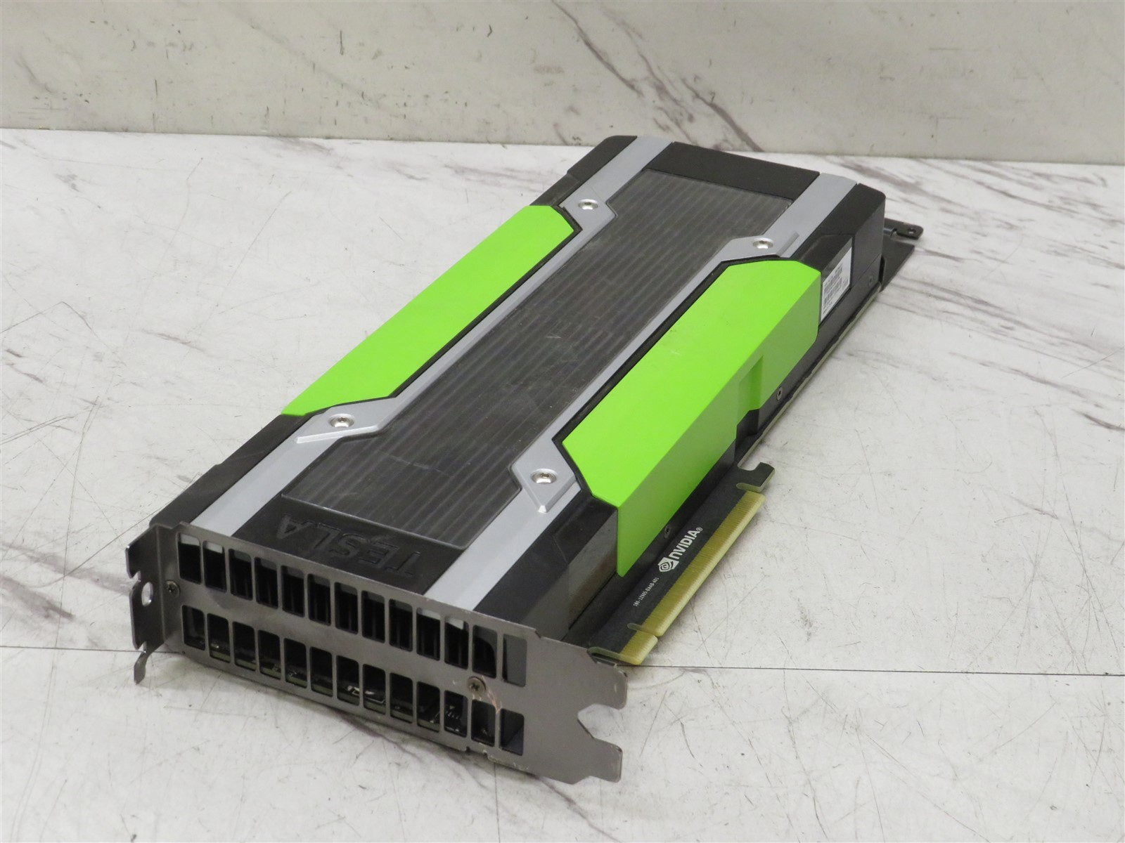 HPE NVIDIA Tesla M10 32GB DDR5 SDRAM PCI-E 3.0 | 868798-001