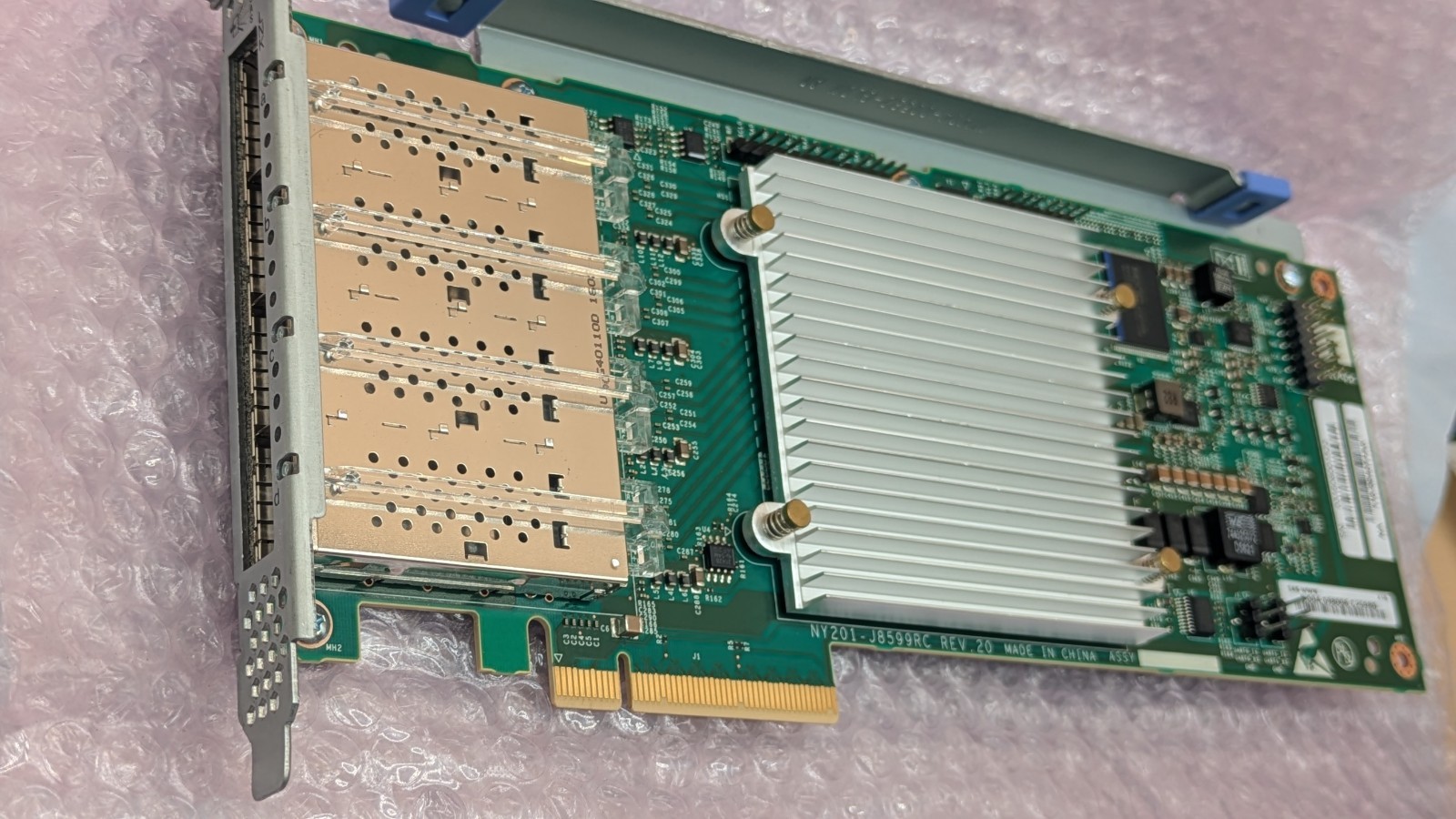 NetApp X2069-R6 HBA 4-Port SAS 12Gbps QSFP PCIe 111-02026 110-00401