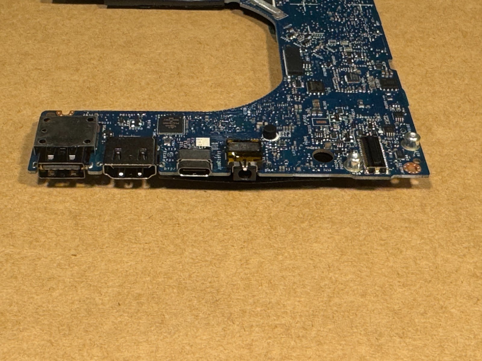 NEW Dell XPS 15 7590 Motherboard Intel i9-9980HK nVidia GTX1650 4KR2M LA-H331P