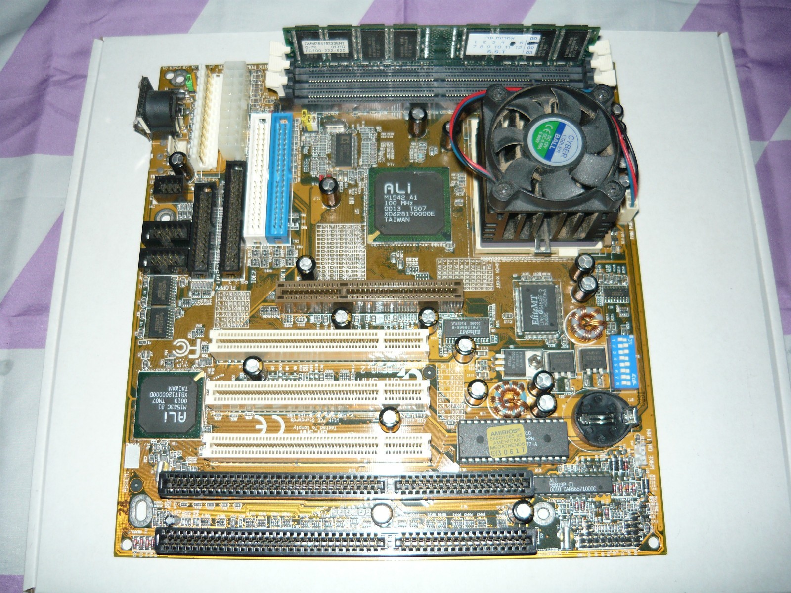 Vintage Rare Gigabyte GA-5AA Socket 7 Motherboard AMD K6-2 375 128MB RAM Used