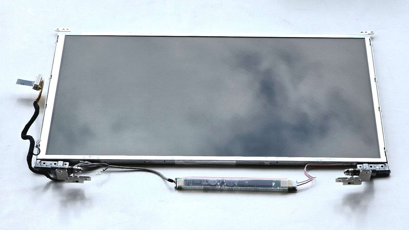 Sony/Quanta 14.1″ 30pin 1280×800 WXGA Laptop Glossy LCD Screen QD14TL02 Rev.02