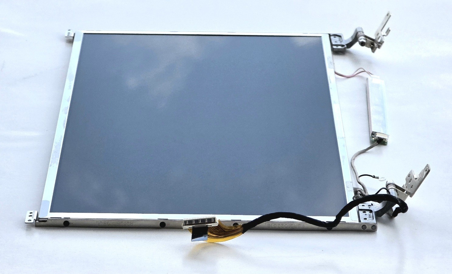 Sony/Quanta 14.1″ 30pin 1280×800 WXGA Laptop Glossy LCD Screen QD14TL02 Rev.02