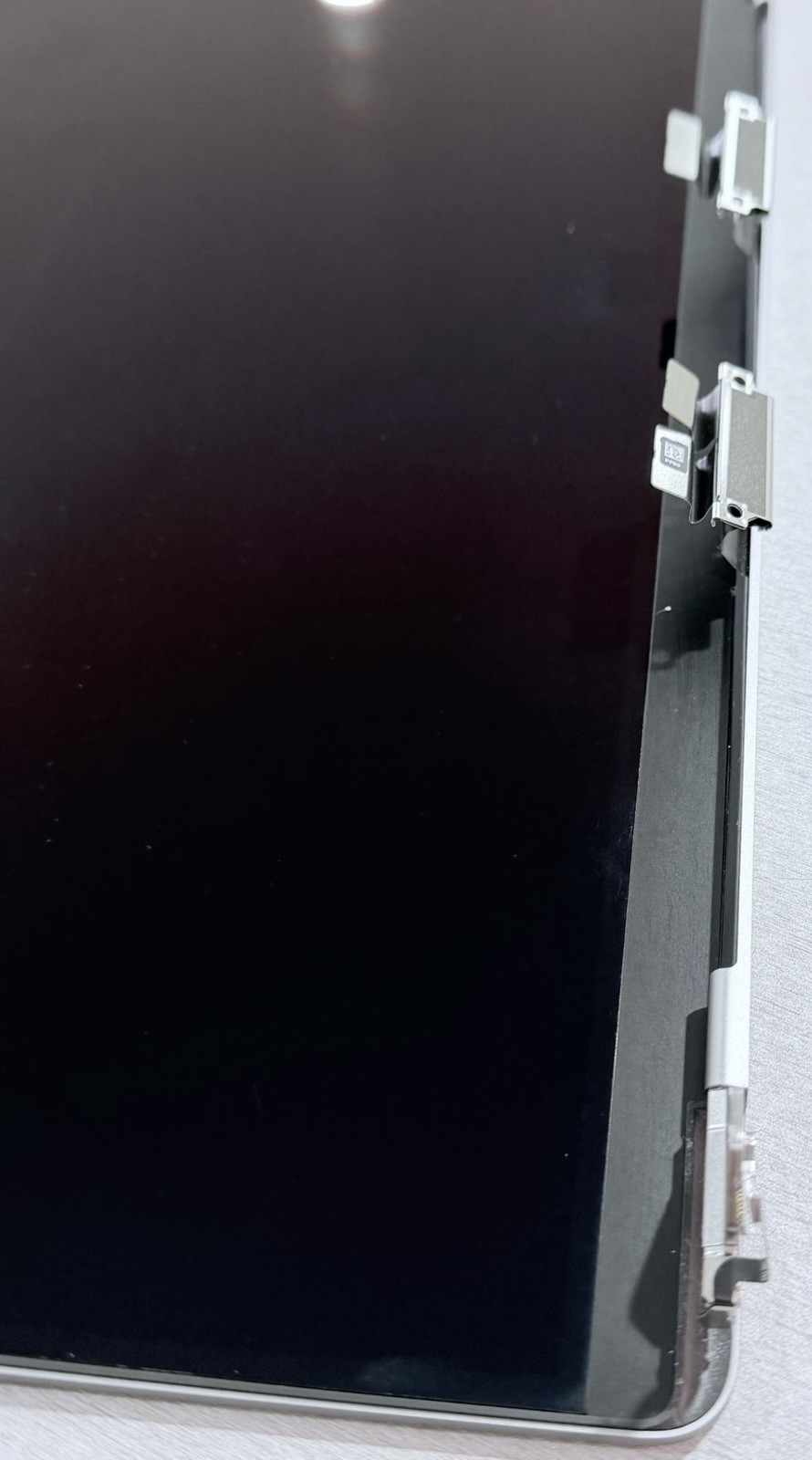 Genuine Apple Space Gray MacBook Pro 16″ M1 2021 A2485 LCD Screen Grade B