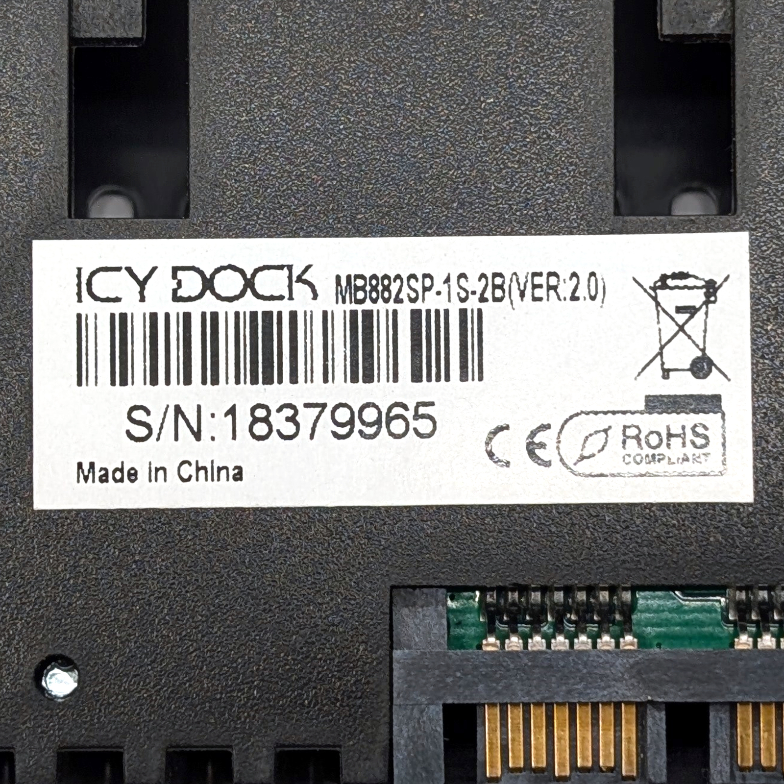 ICY DOCK MB882SP-1S-2B (VER: 2.0) SATA 2.5″ to 3.5″ HDD SSD Converter Tray