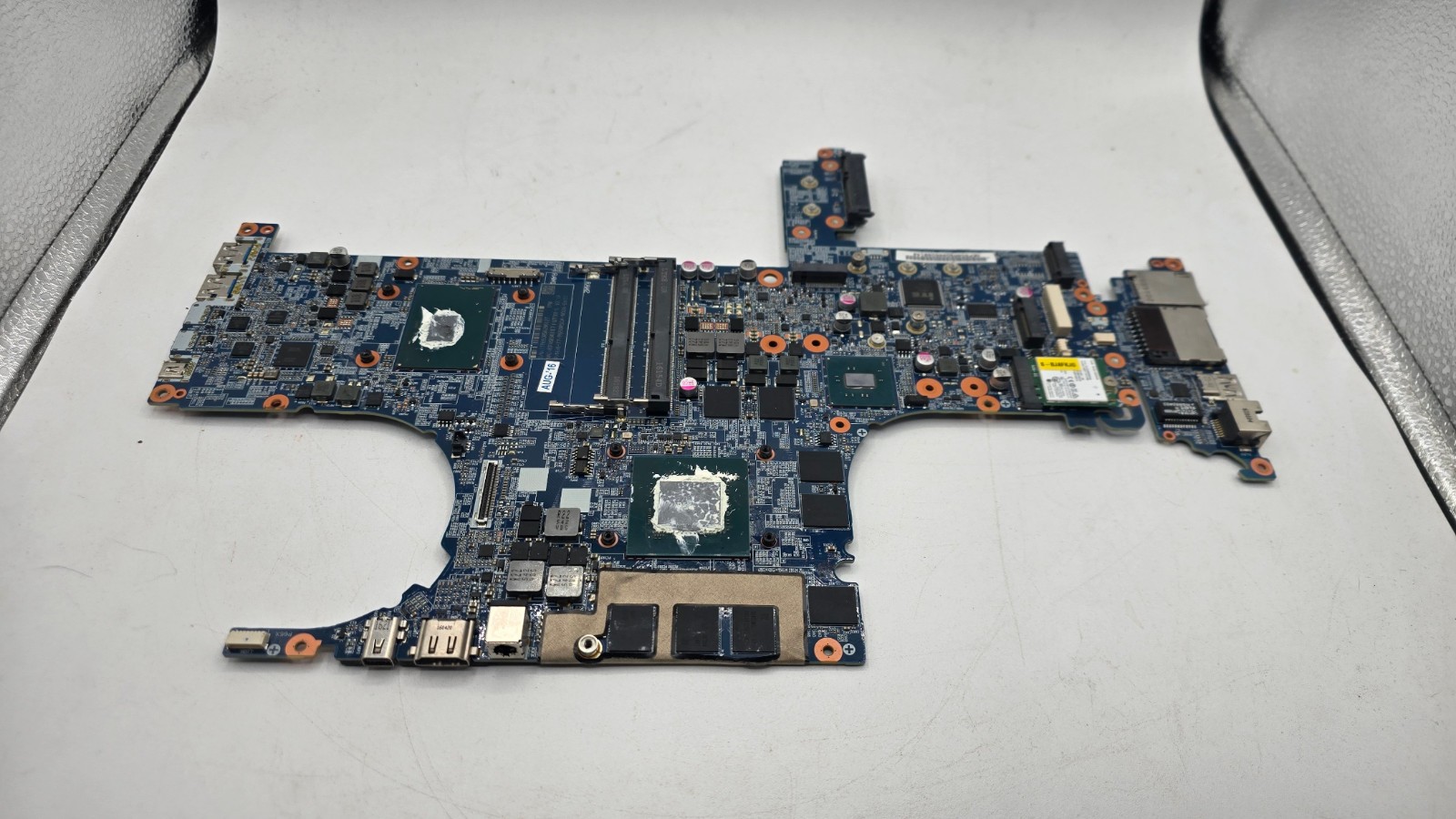 Sager Clevo P650RS 15.6″ Intl i7-6700HQ GTX1070 Motherboard 6-77-P650RSGA-N02A-B