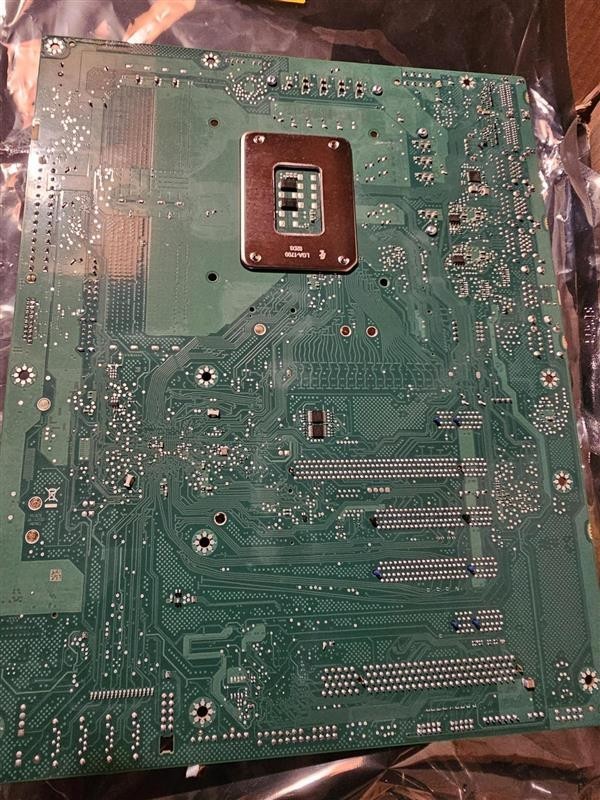 Kontron K3851-R S1700/R680E//4xDP/3xLAN/1xPCI/ATX/24-7 F5110-V194
