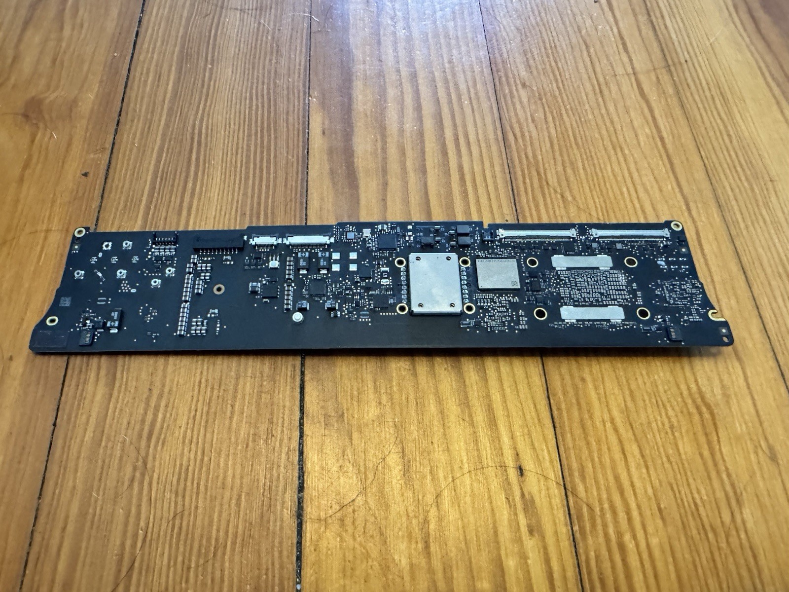 Apple iMac M1 Logic Board Unknown Specs | DEFECTIVE PARTS ONLY!!