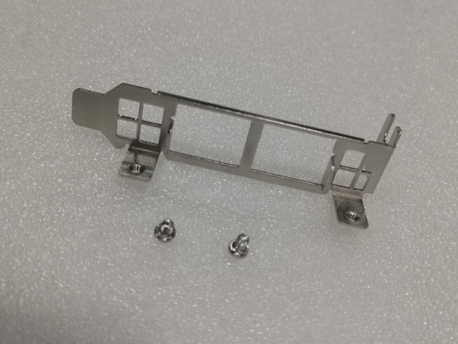 Supermicro Half Height Low Profile LP Slot Bracket Blech AOC-STG-i2T X540-AT2