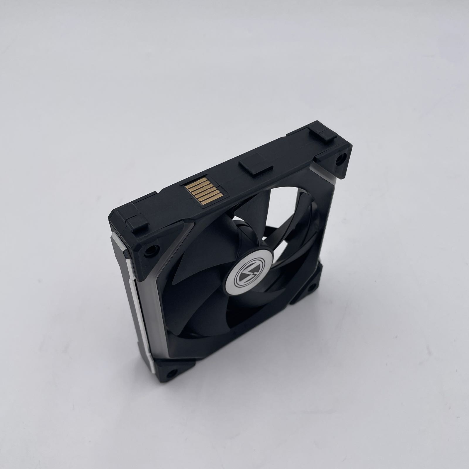 Lian Li UNI Fan TL Wireless 120 ARGB Fan-Infinity Black 12TL1W3B