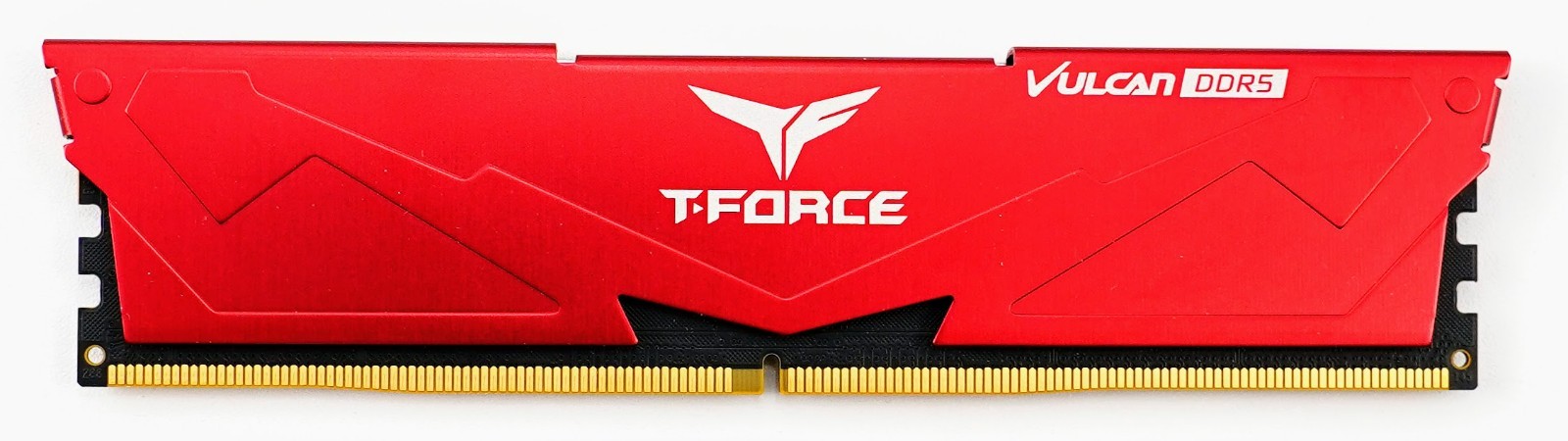 TeamGroup T-FORCE VULCAN 16GB DDR5 6000MHz 1Rx8 Desktop RAM FLRD516G6000HC38ABK