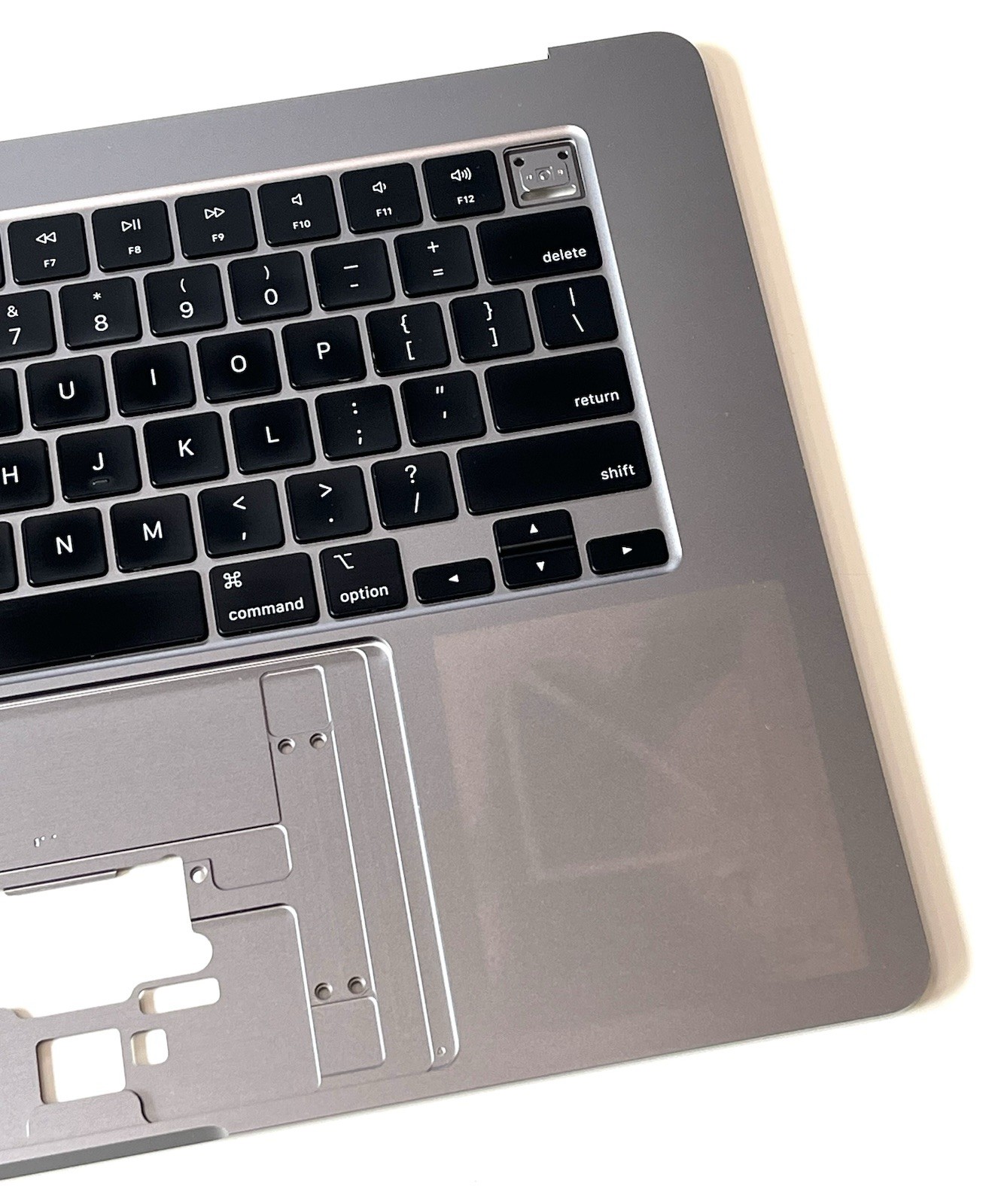 Apple MacBook Air M3 15″ 2024 A3114 Top Case w/ Keyboard Gray OEM Grade B-
