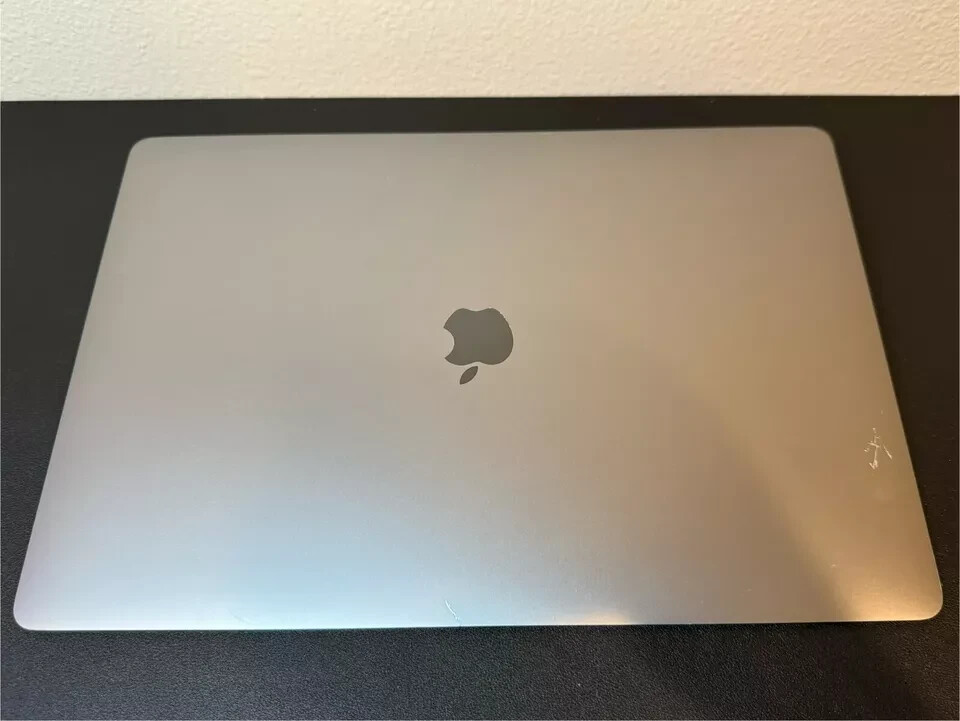 Genuine Apple LCD Screen Assembly 16″ MacBook Pro A2141 2019 Replacement