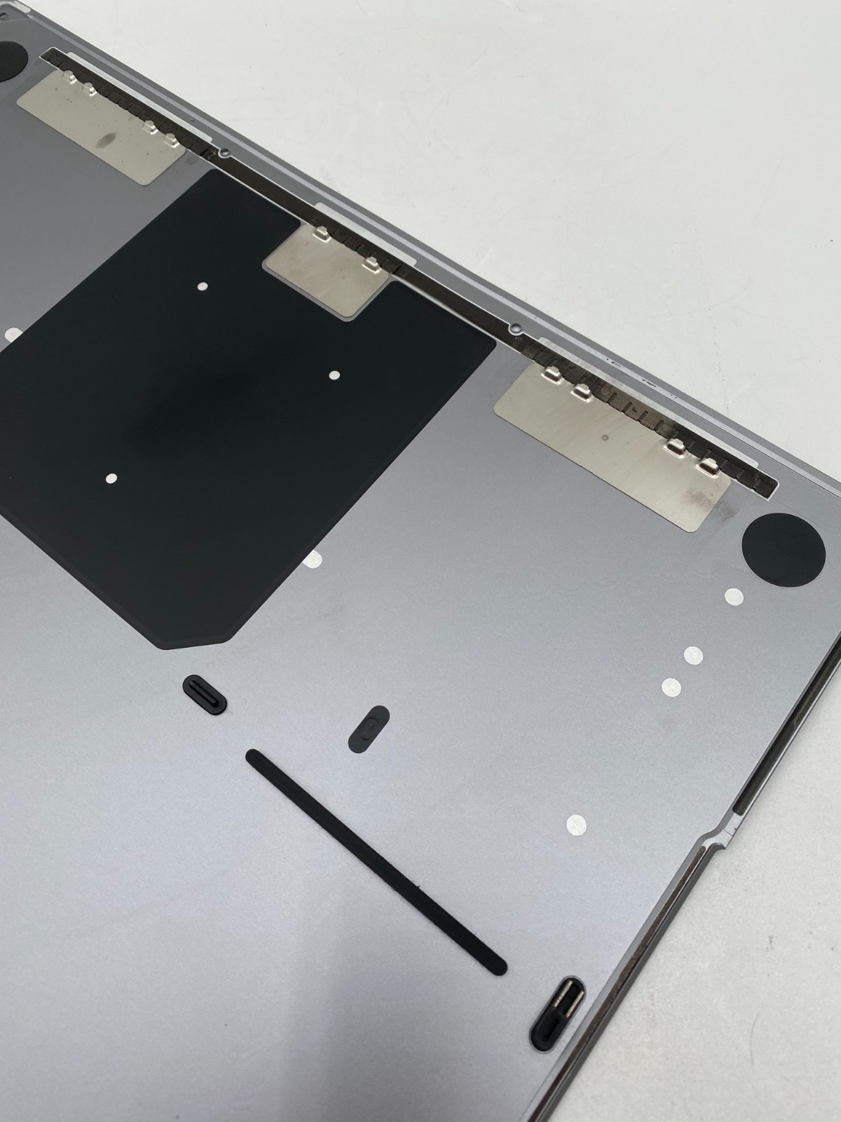 Genuine OEM Apple MacBookPro A2485 16″ 2021 Bottom Case Cover ONLY Space Gray B-
