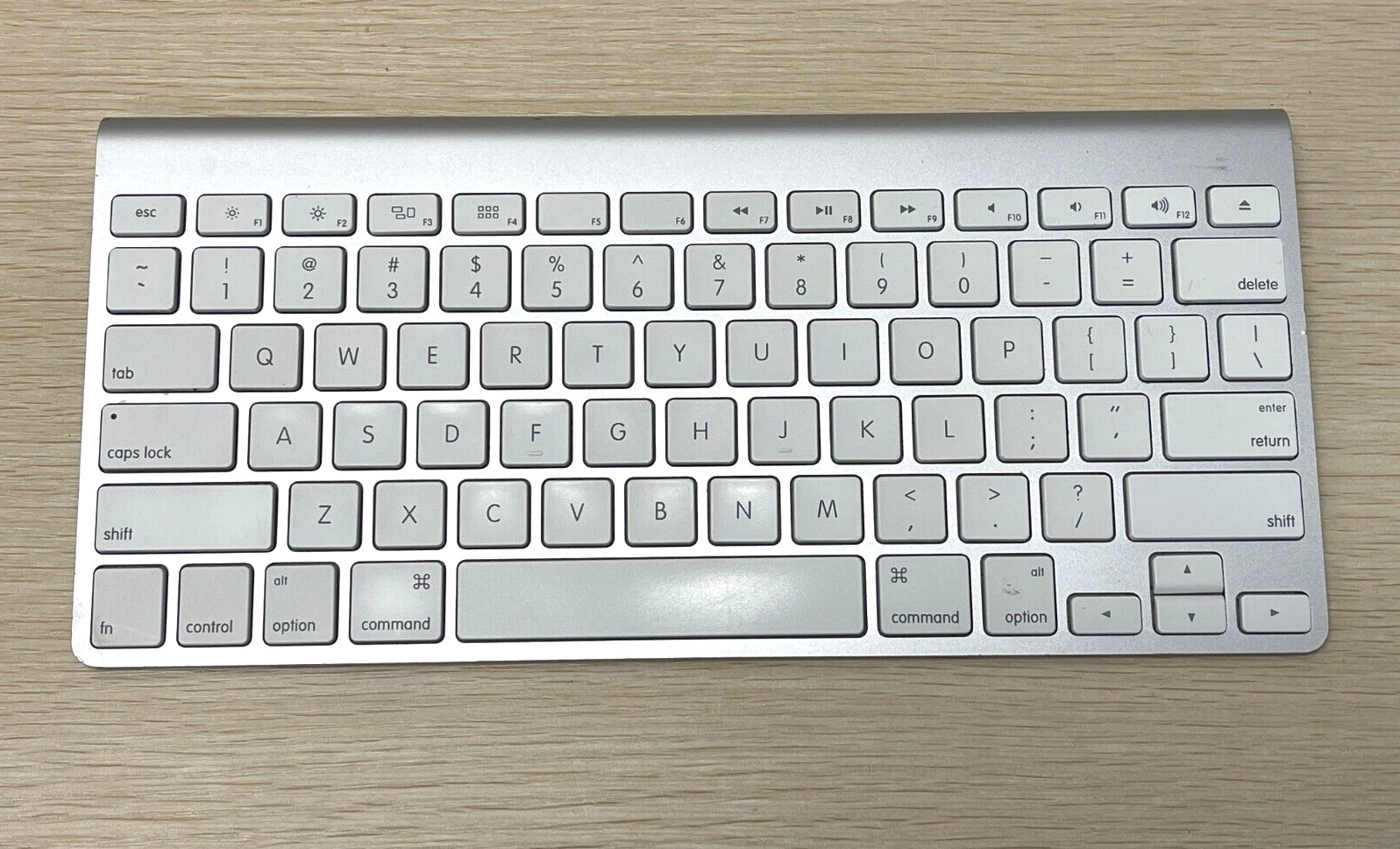 Genuine Apple A1314 Wireless Bluetooth Keyboard