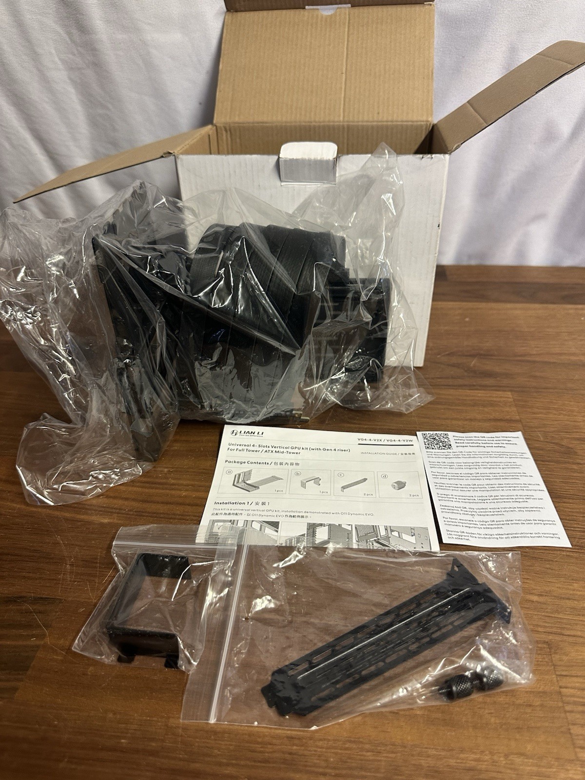Lian Li VG4-4-V2X Vertical GPU Mount Kit Gen 4 Riser 4 Slot Black
