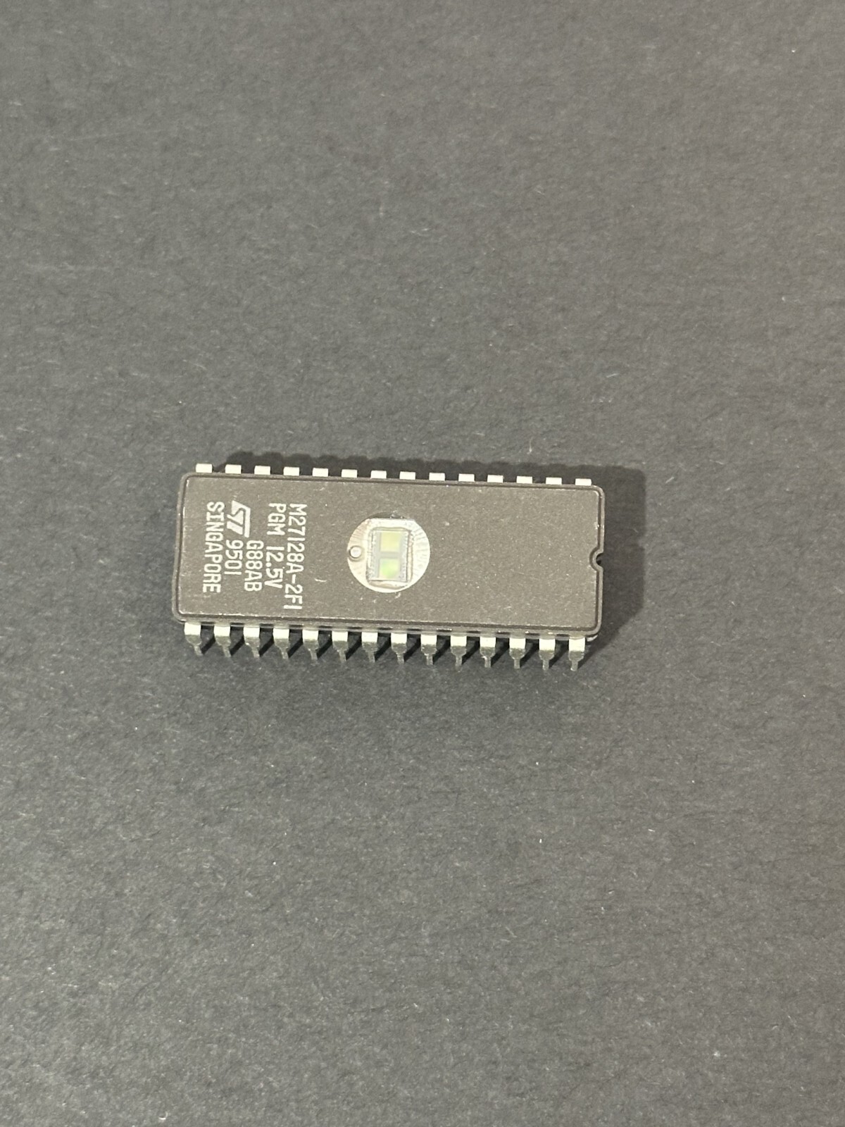 EPROM Chip ST M27128A-2F1 DIP-USA Seller – FAST SHIPPING