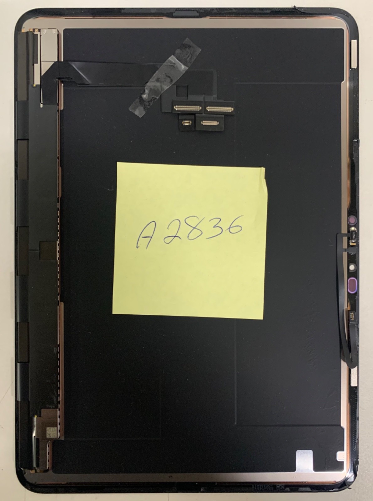 iPad Pro M4 11″ Original A2836 LCD Display Digitizer Assembly