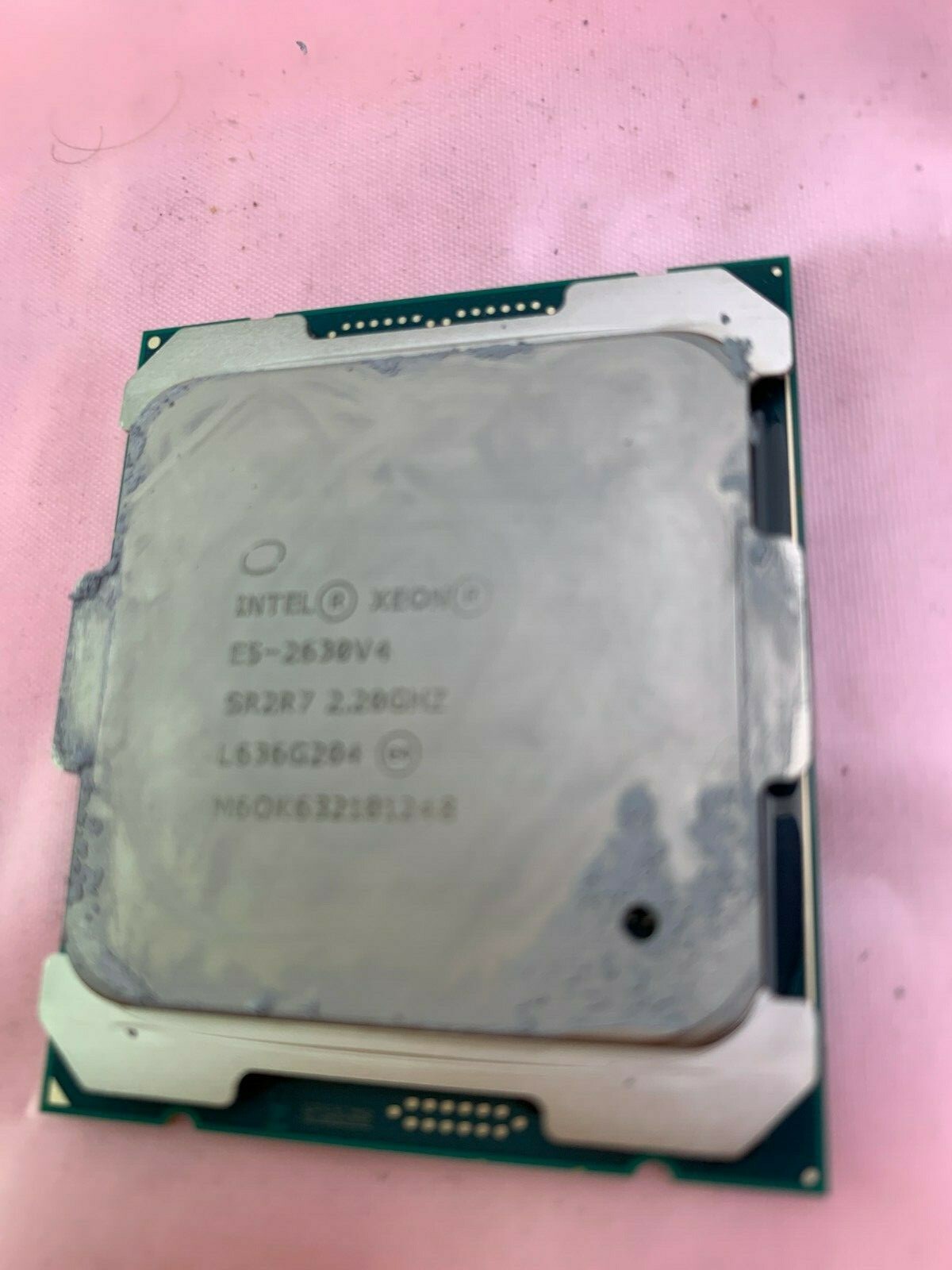 Intel Xeon E5-2630 v4 10-Core 2.20GHz 25Mb 8.0GT/s CPU Processor SR2R7 E5-2630v4