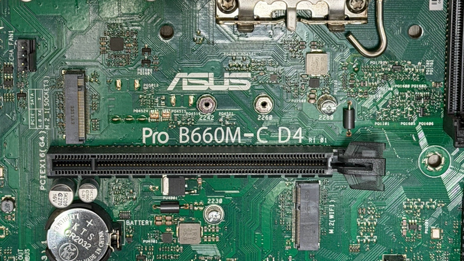 ASUS Pro B660M-C D4-CSM LGA 1700 Intel 12th 13th Gen Micro-ATX Motherboard