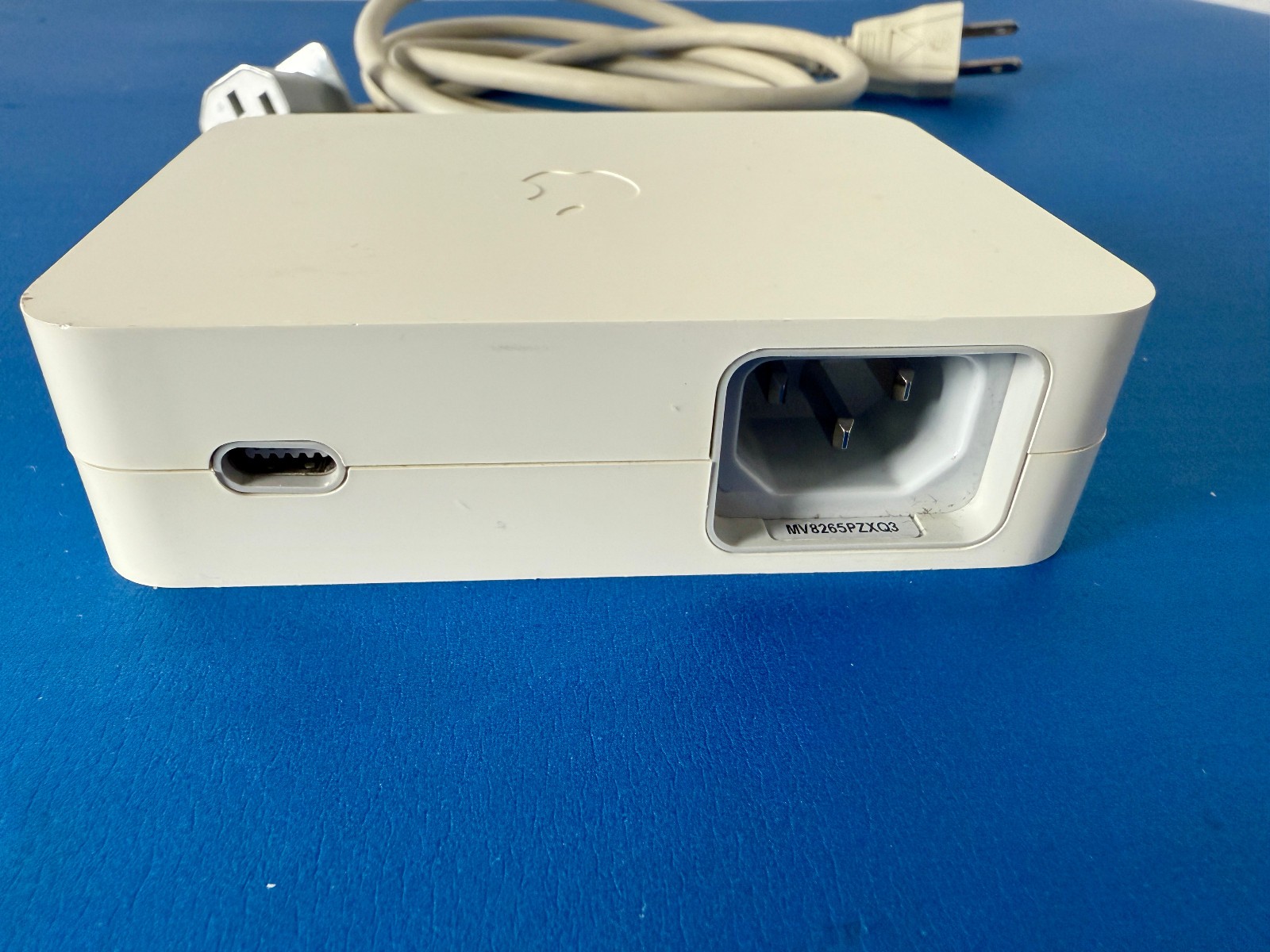 Apple A1097 Cinema HD Display 90W Power Adapter for 23” DVI Cinema Display Cord