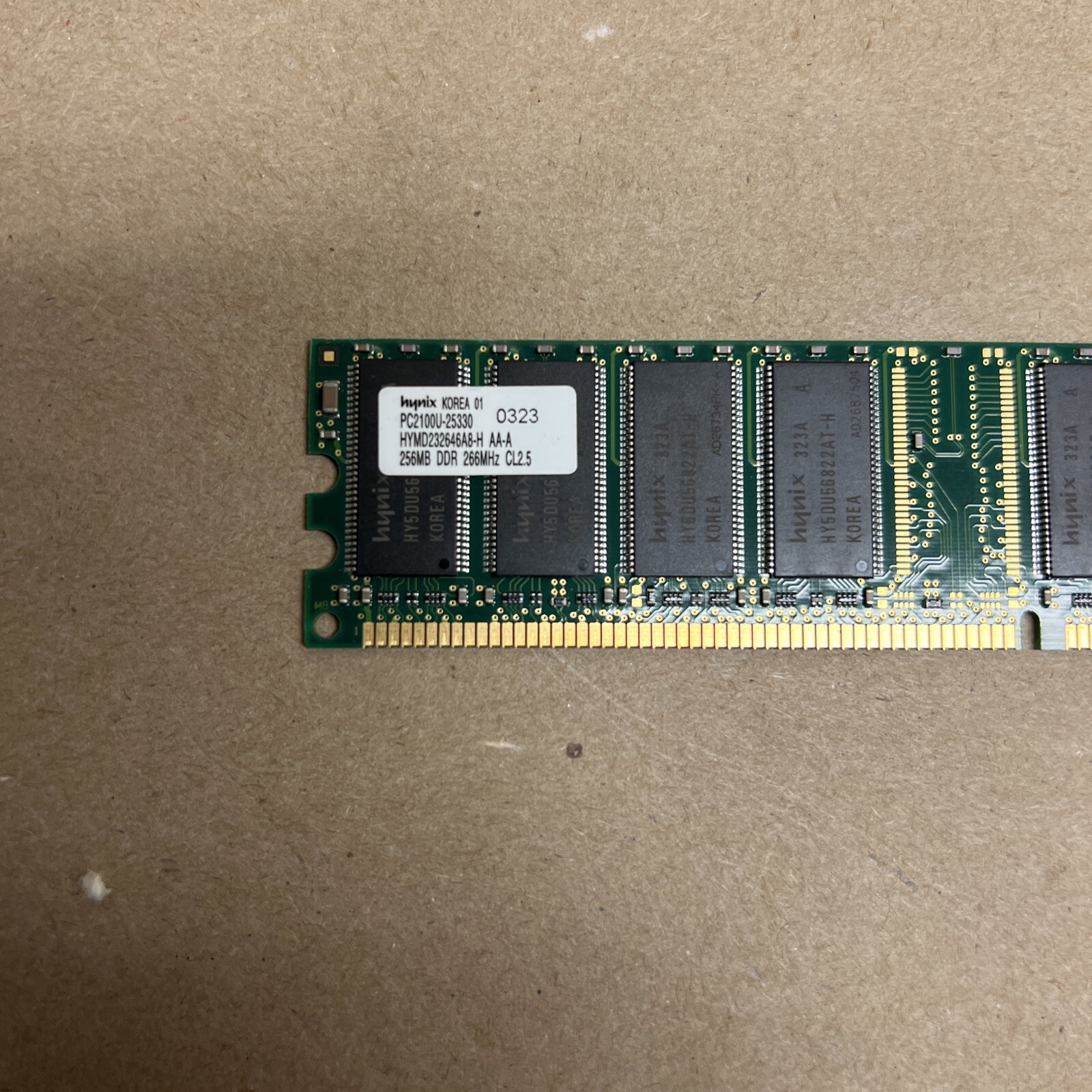 USED hynix 256MB DDR 266MHz CL2.5 PC2100U-25330 0250 – Sony Vaio Memory Stick