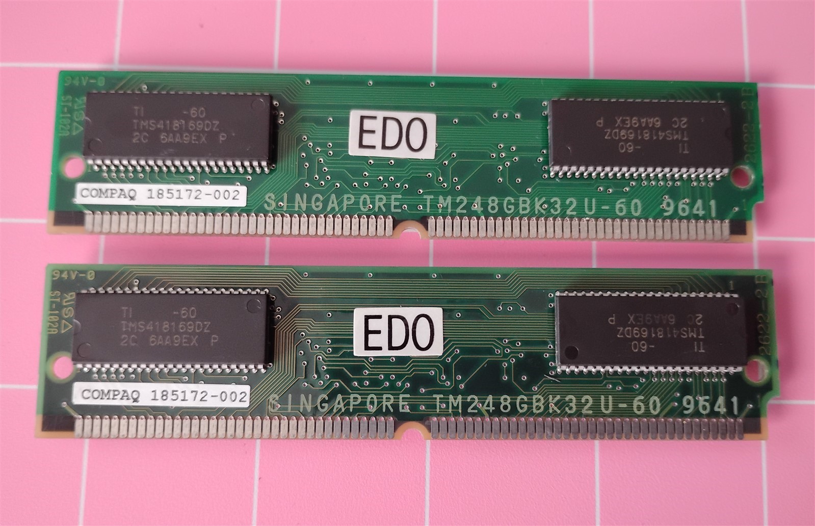16MB 2x8MB EDO 60ns TI TM248GBK32U-60 COMPAQ 185172-002 2Mx32 5V 72Pin Ram Kit