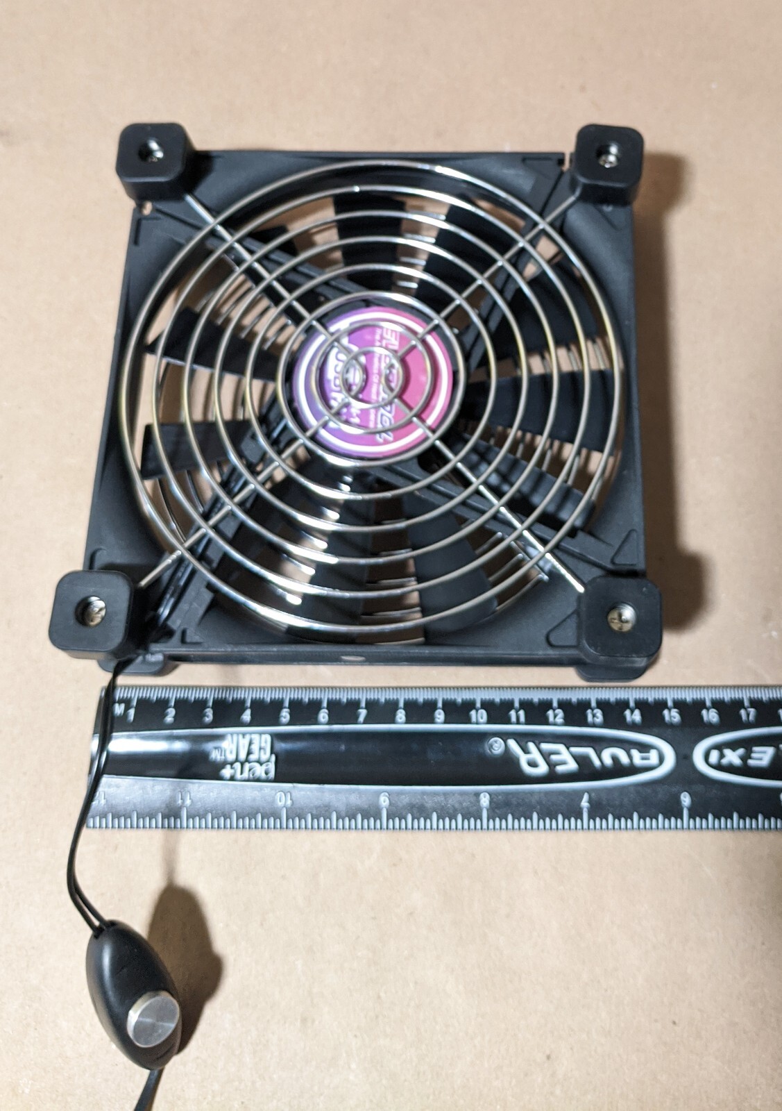 Evercool 140mm USB Powered NUC, Router, Amplifier, Console 2-Speed Cooling Fan