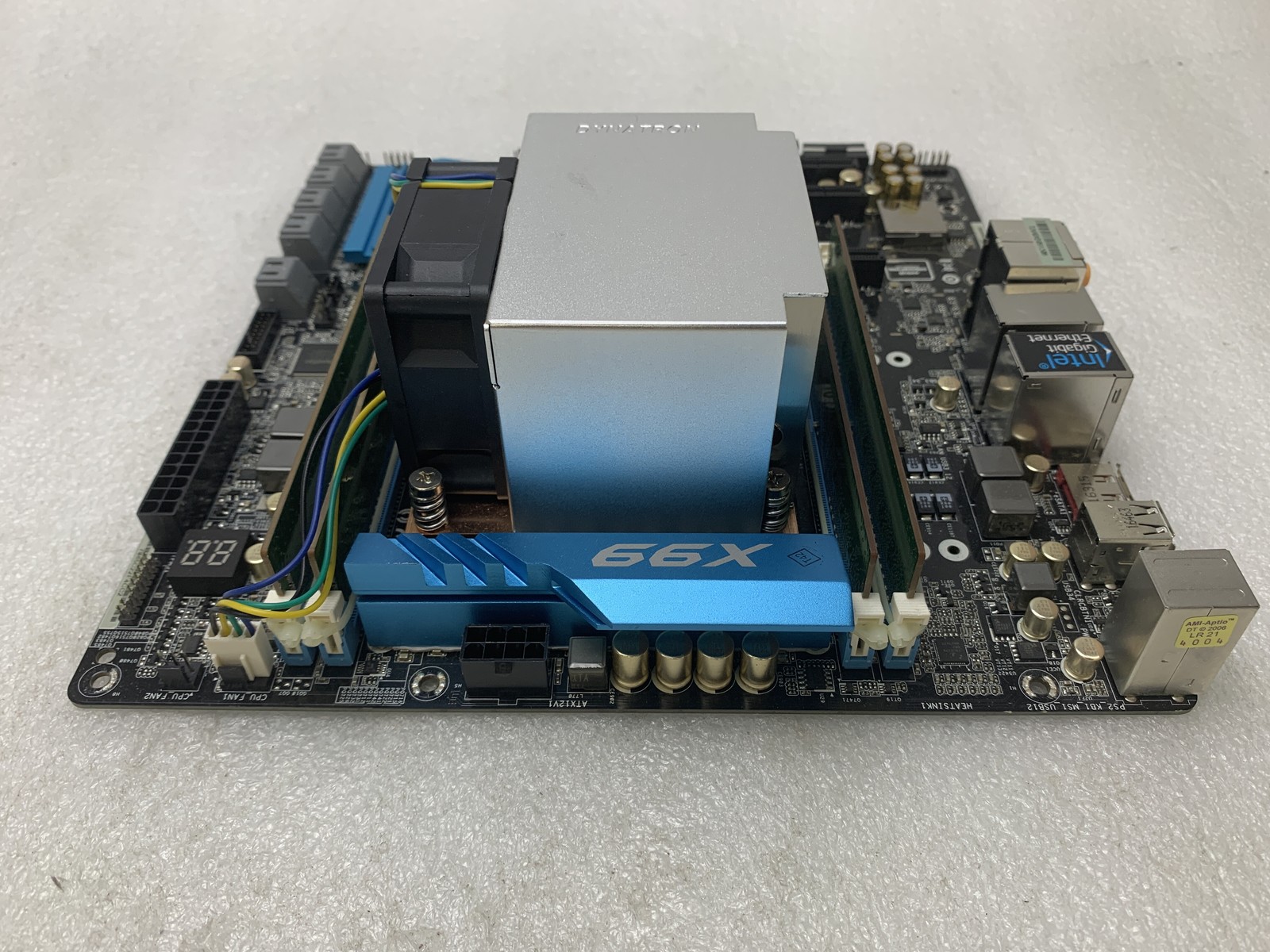 ASRock X99M Extreme4 mATX Motherboard + Core i7-5820K 3.3GHz + 16GB DDR4 RAM